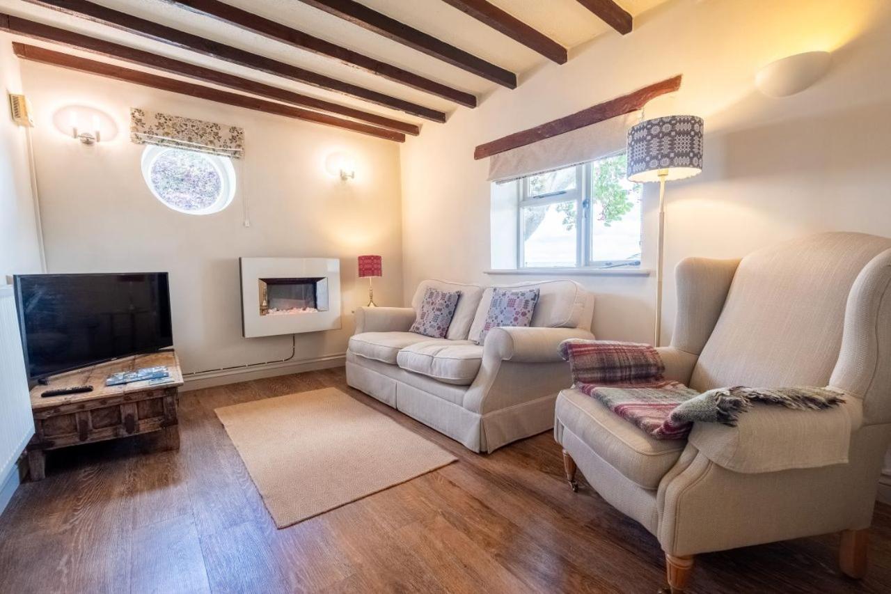 One-Bedroom House Dog Friendly