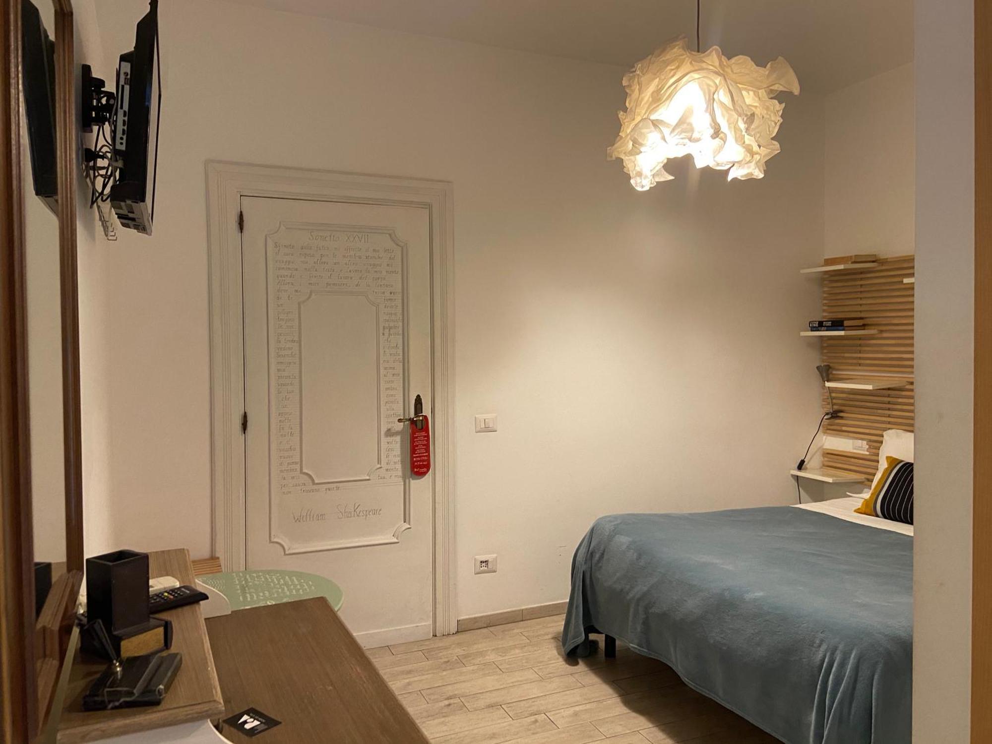 Double Room Private Bathroom