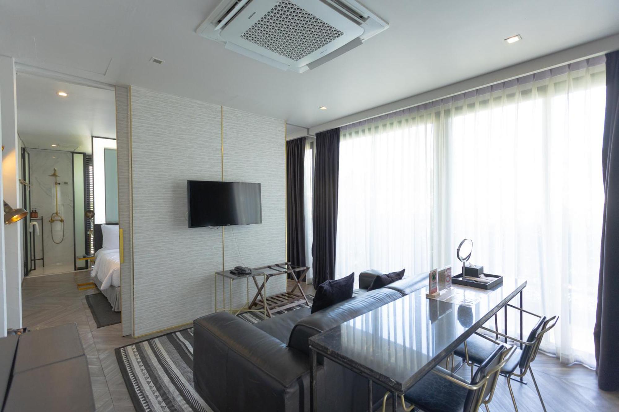 Executive Suite