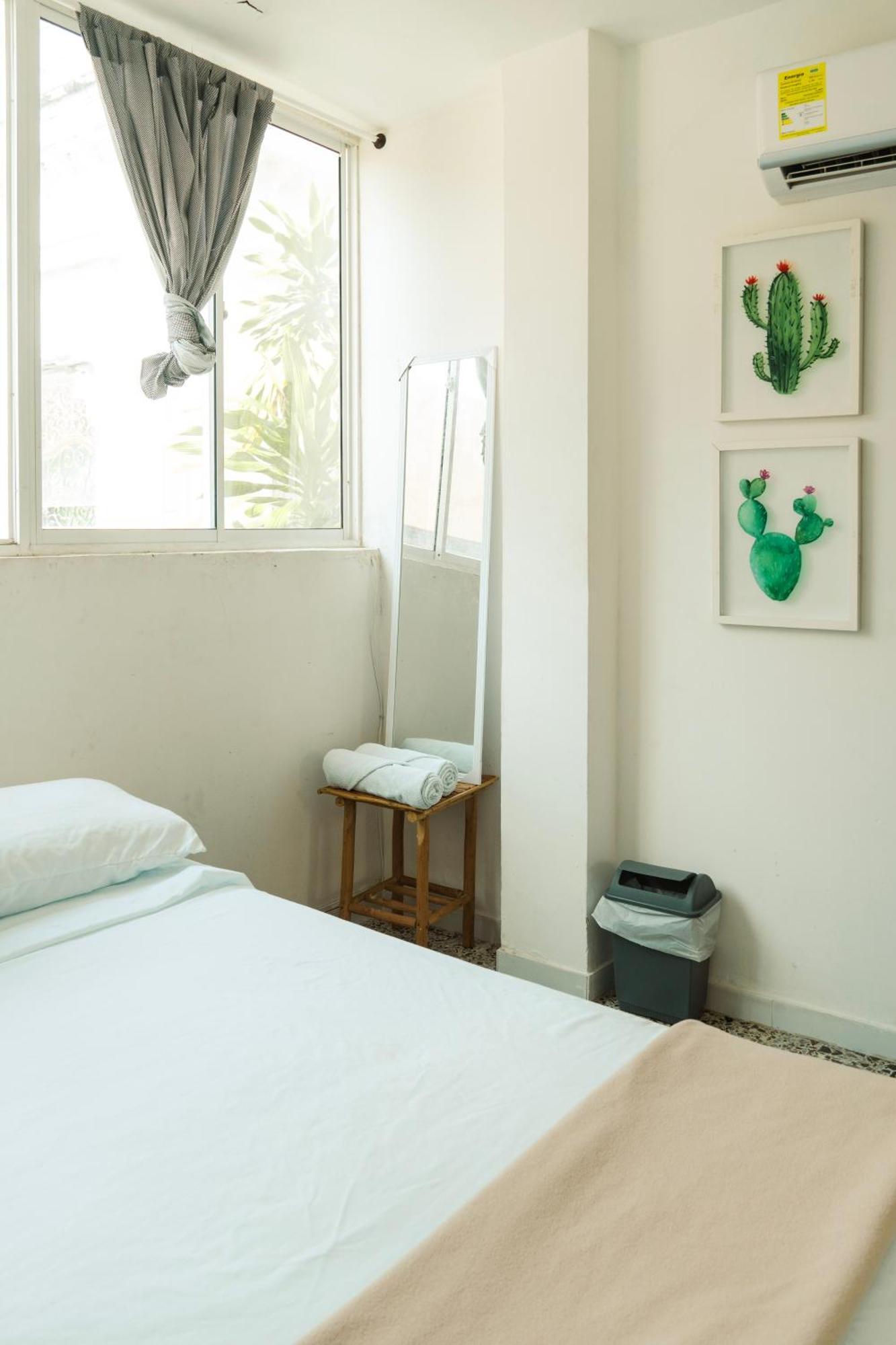 Habitación Doble Estándar con baño compartido