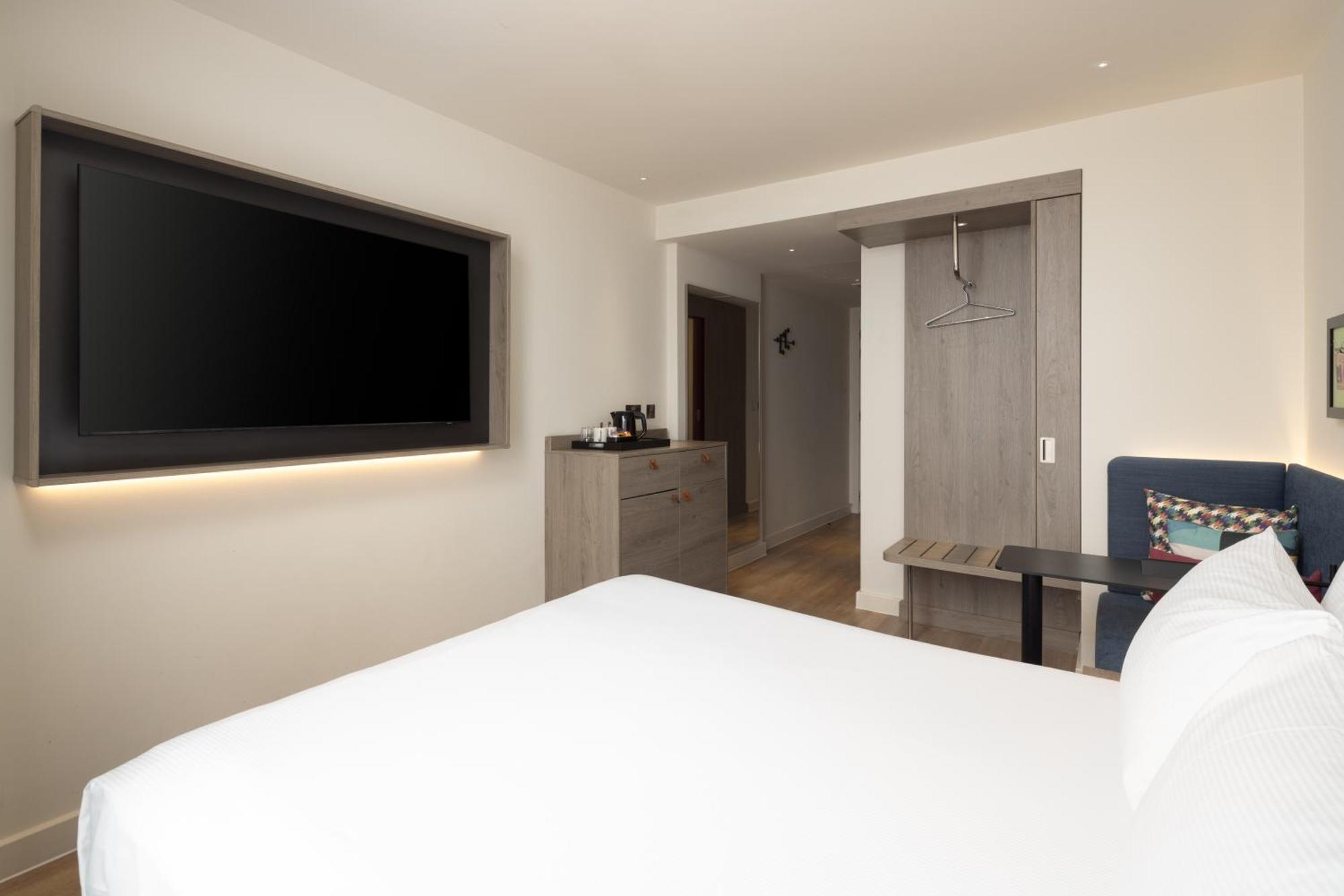 Superior Queen Room