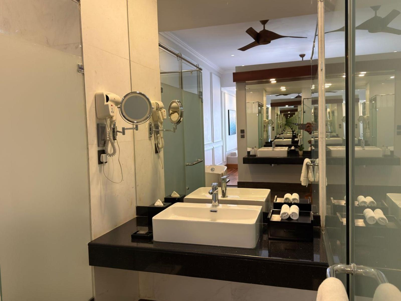 Premium Ocean Room