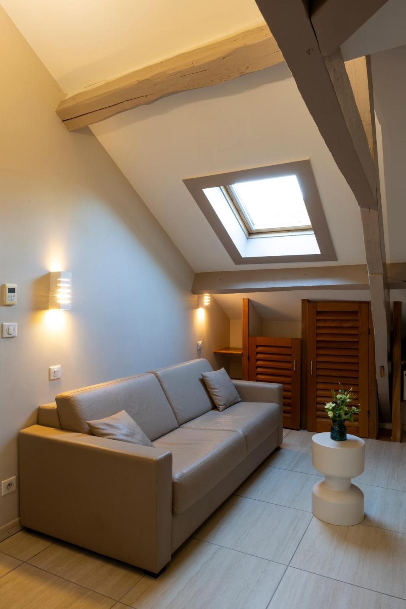 Suite Attic