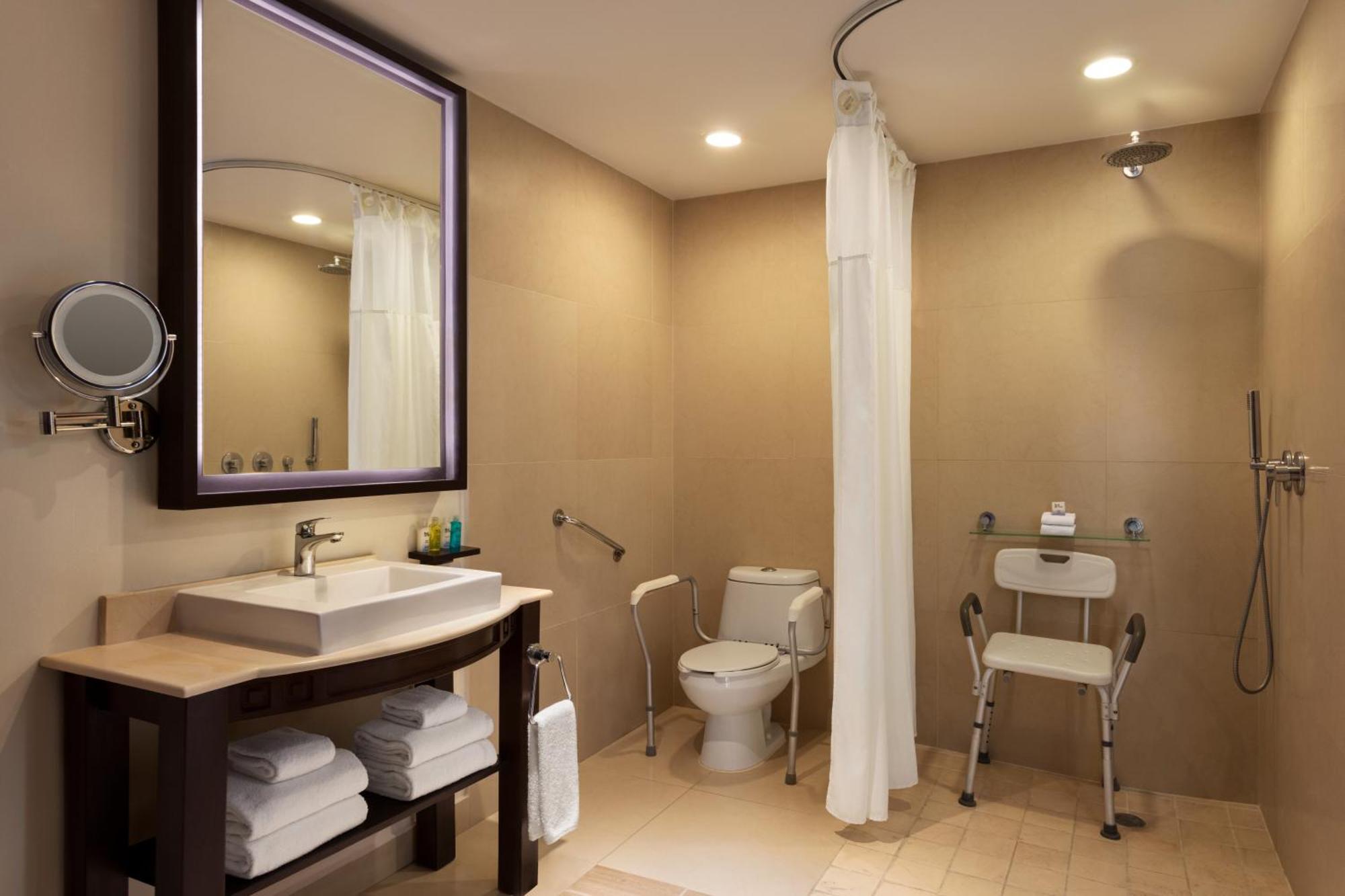 Junior Suite, Ocean View, 1 King,1677862948:JPEG
