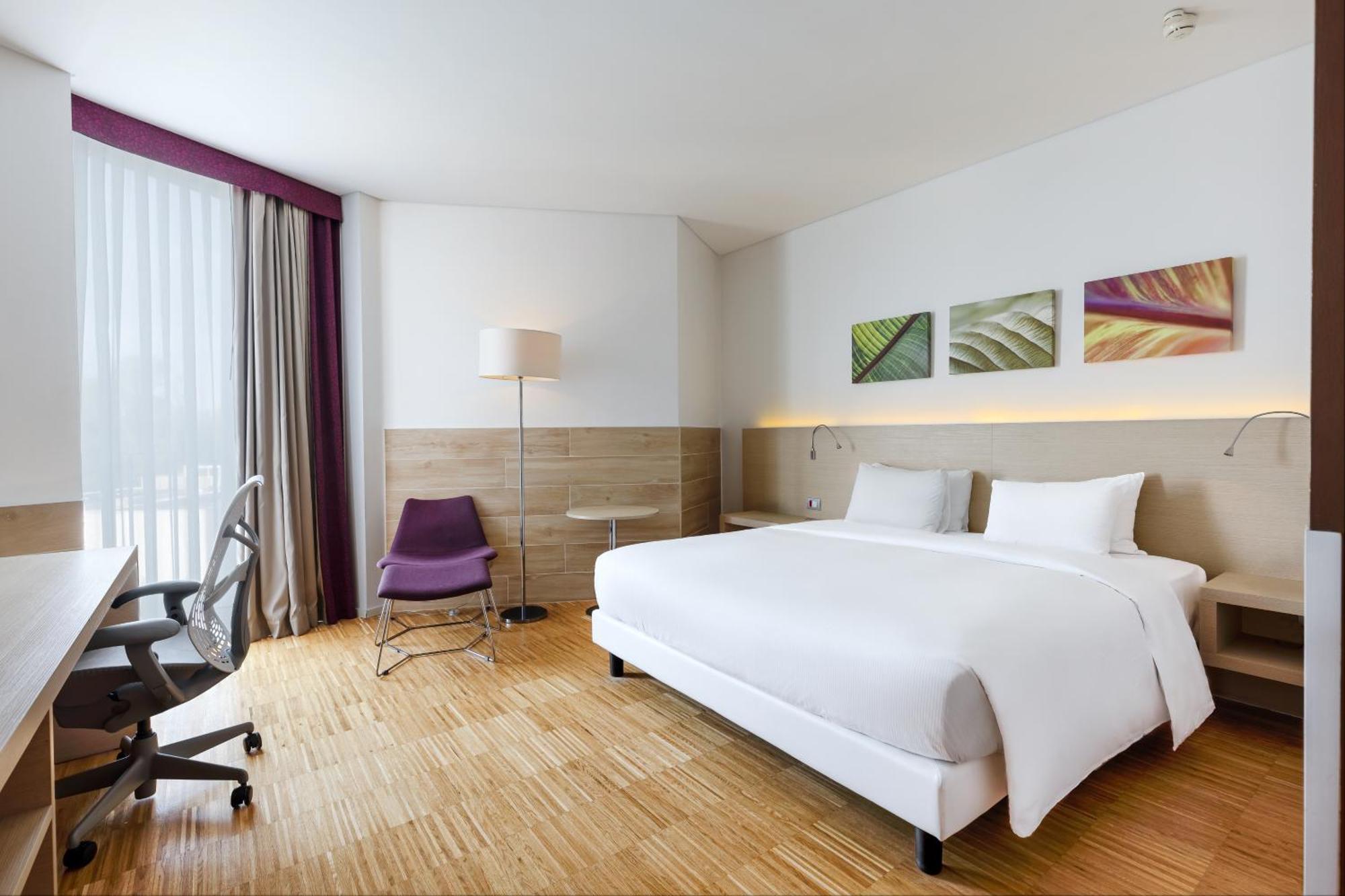Superior King Room,1758317089:JPEG