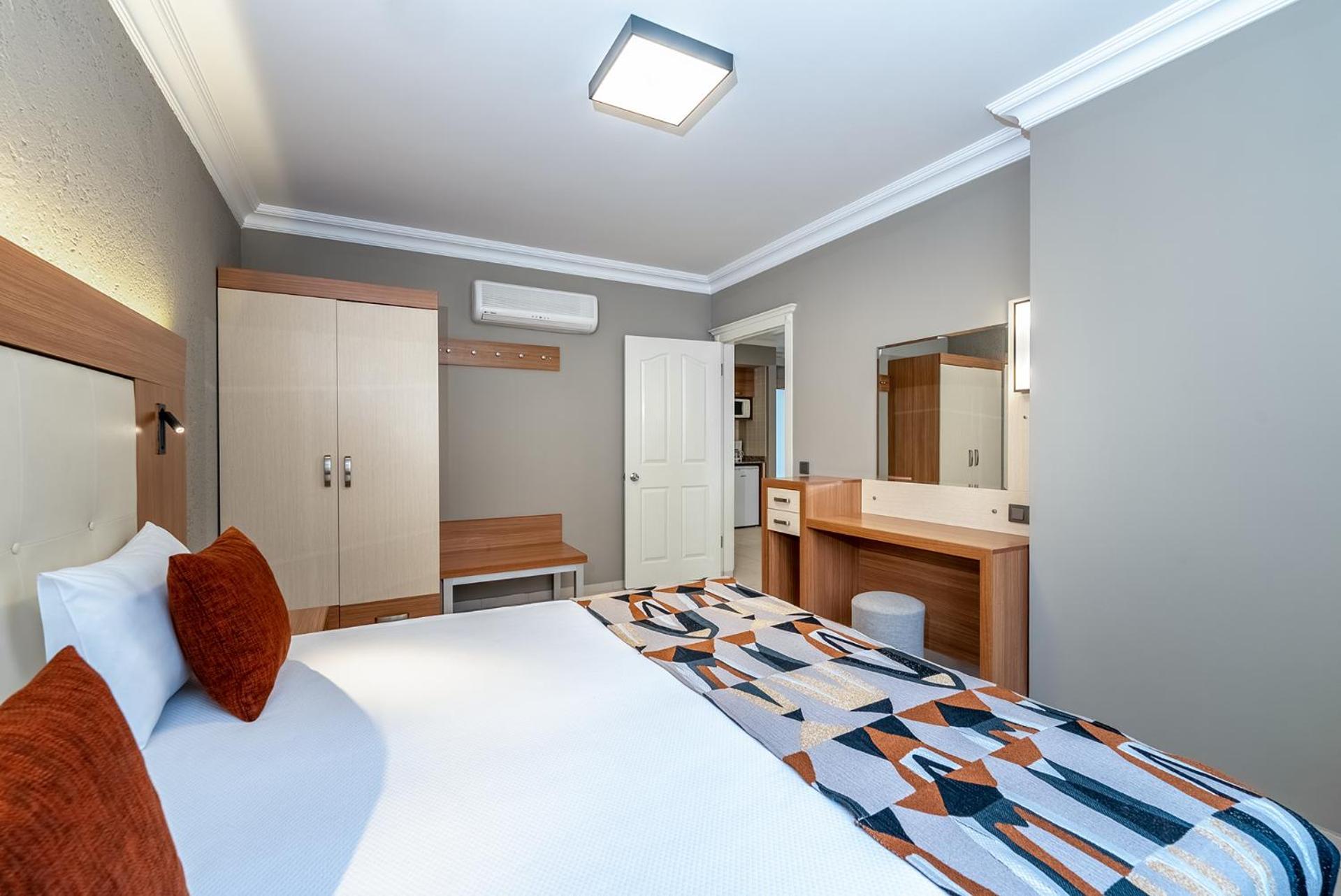 Suite con vistas a la piscina