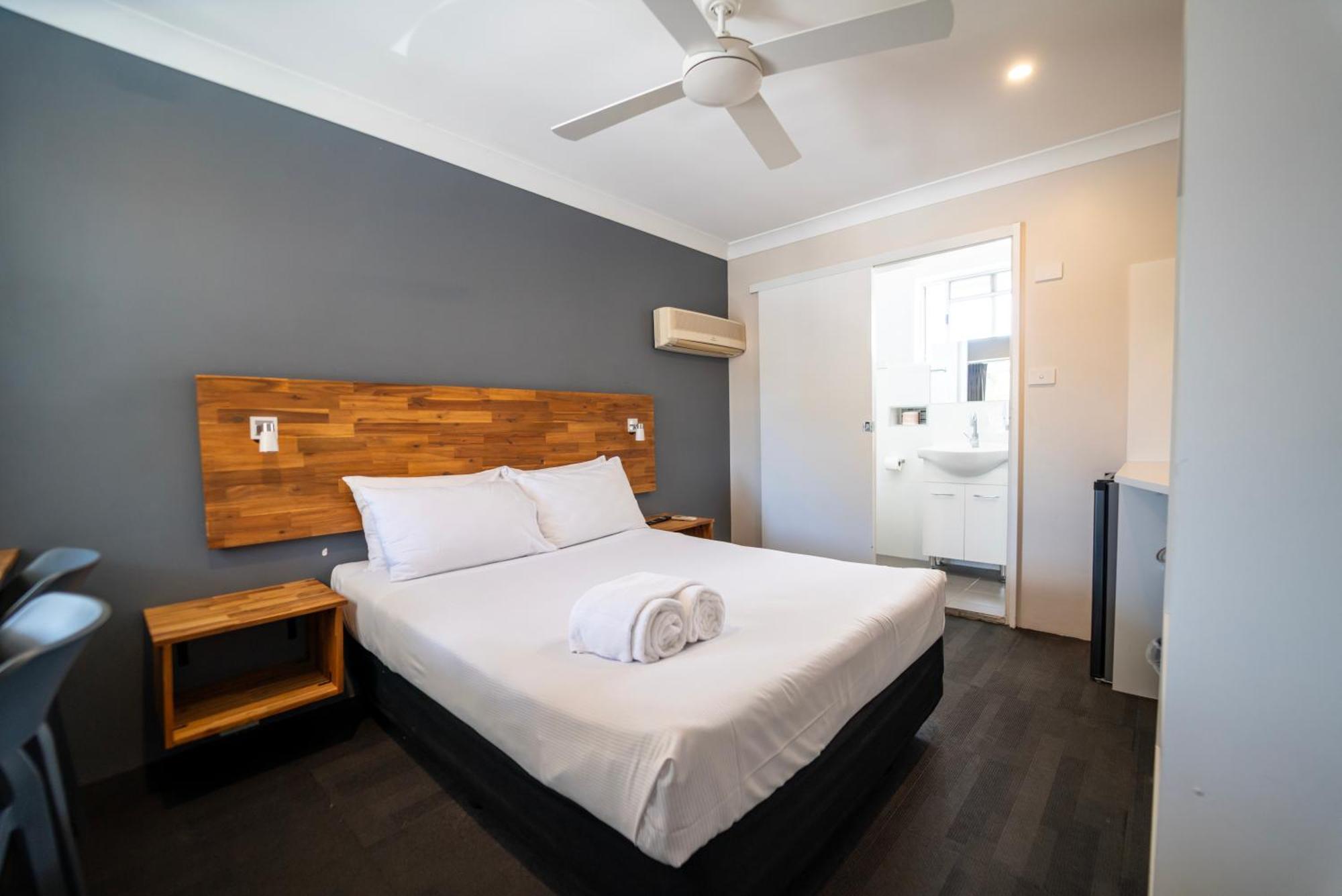 Standard Double Room,1742772366:JPEG