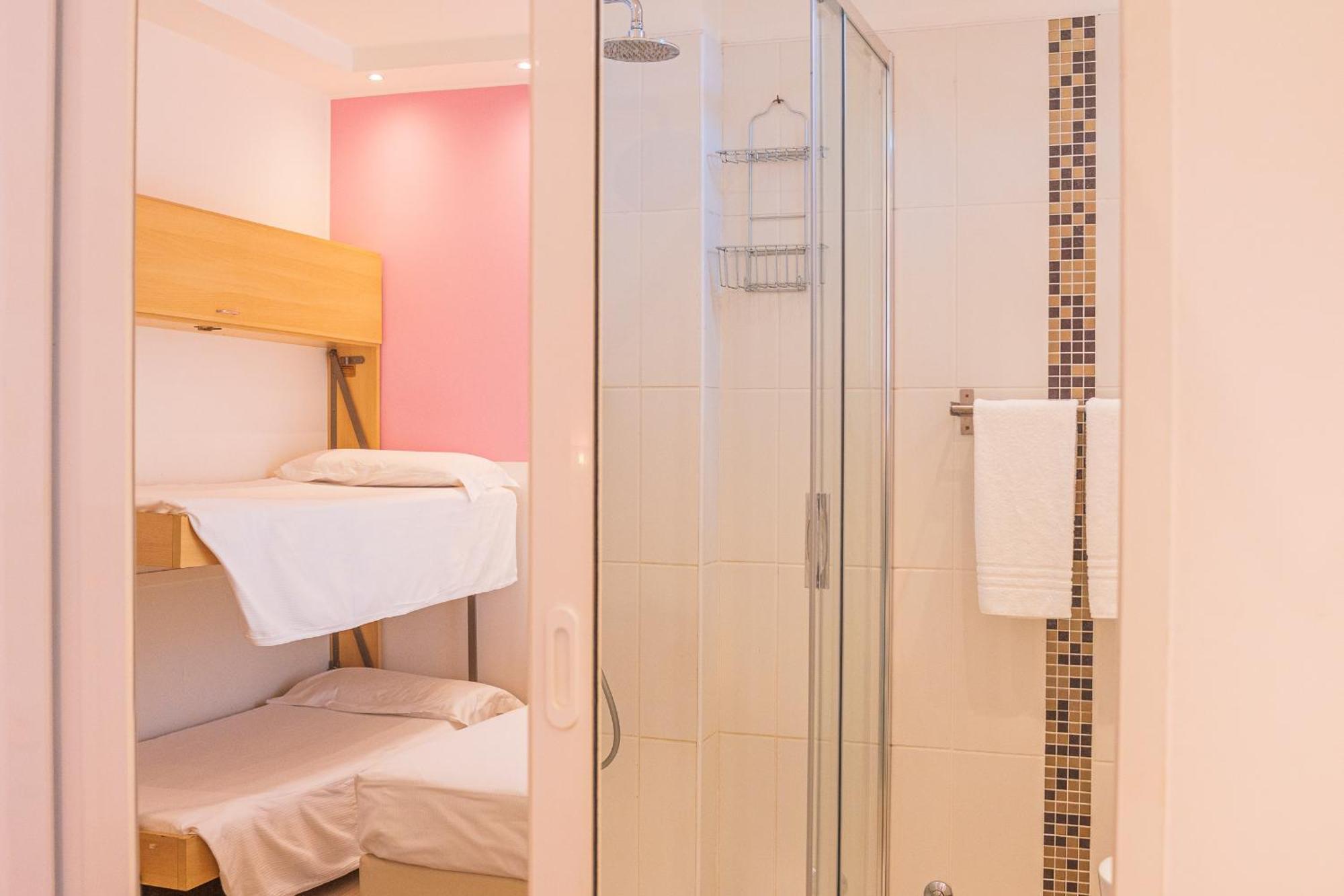 Economy Quadruple Room