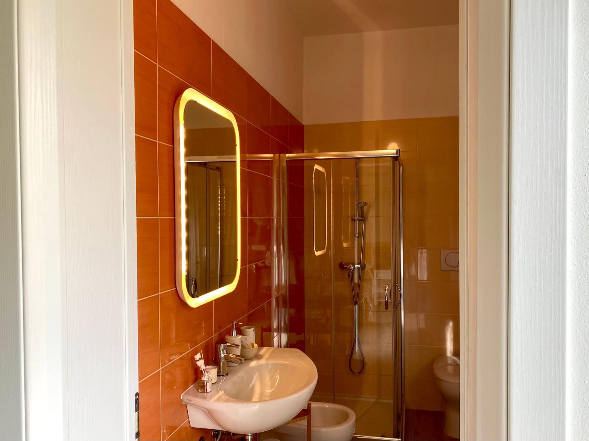 Double Room Private Bathroom