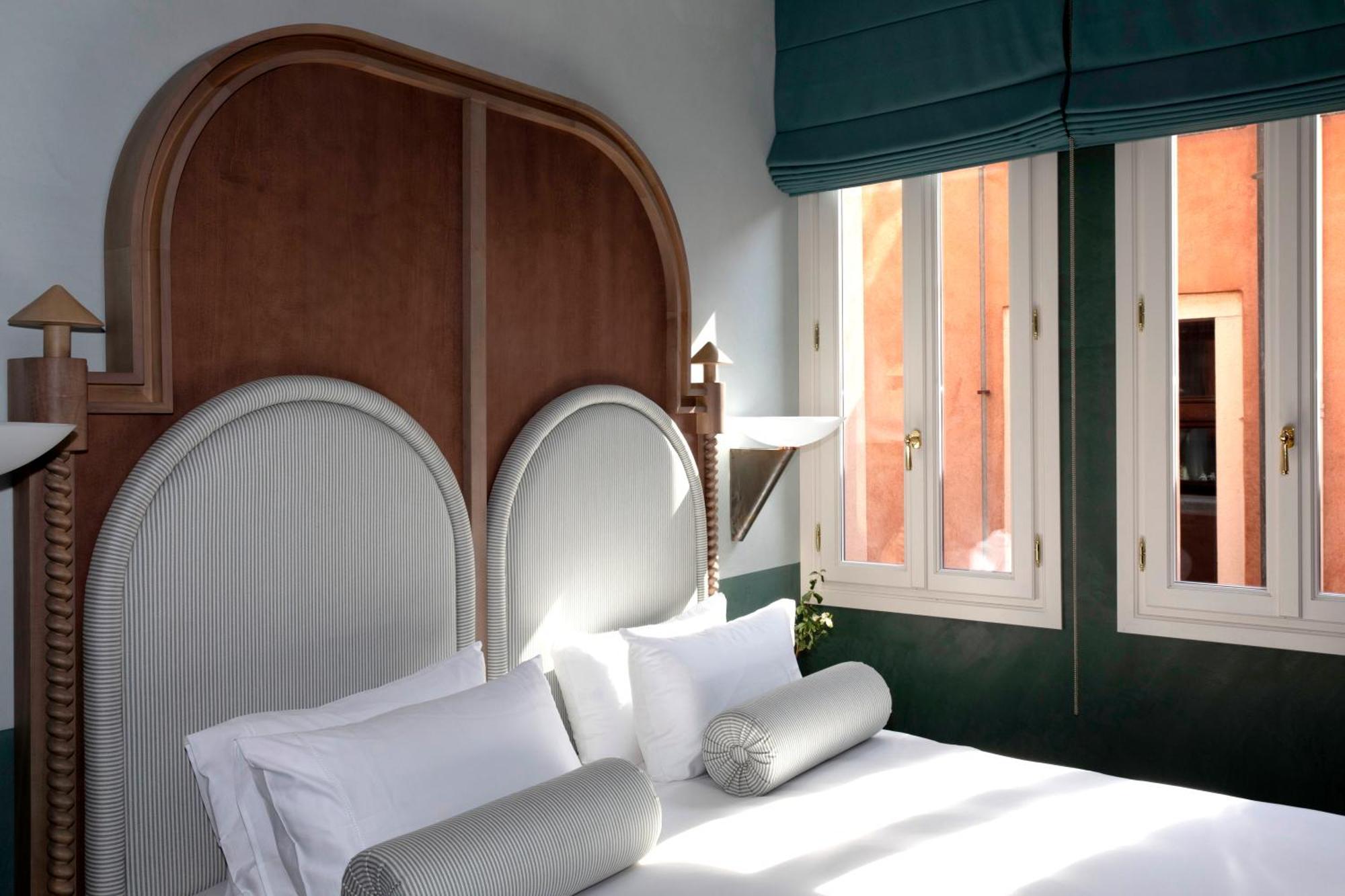 Classic Double Room,1743208345:JPEG