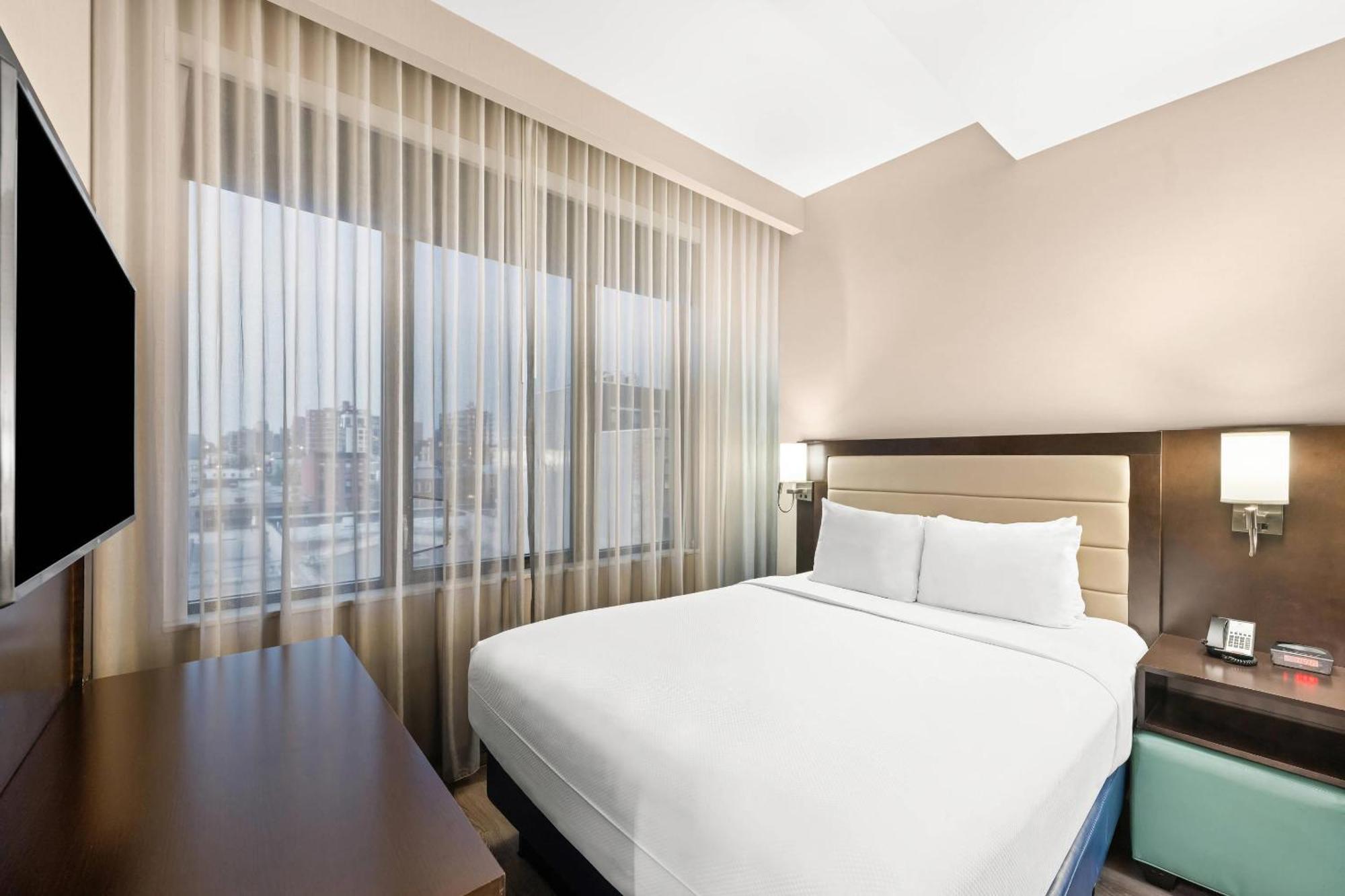 Chambre Lit Queen-Size - Non-Fumeurs