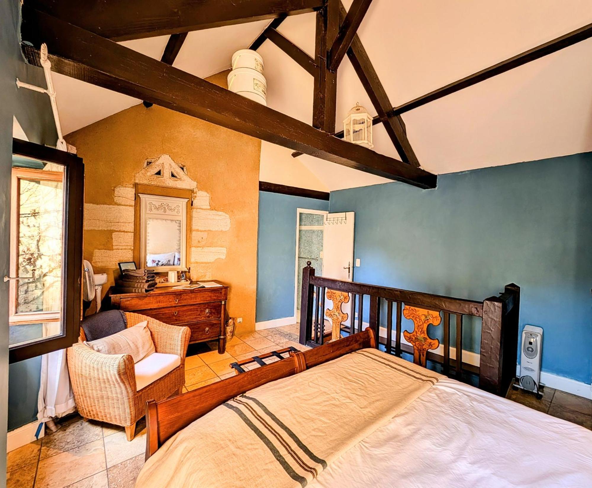 Superior King Room