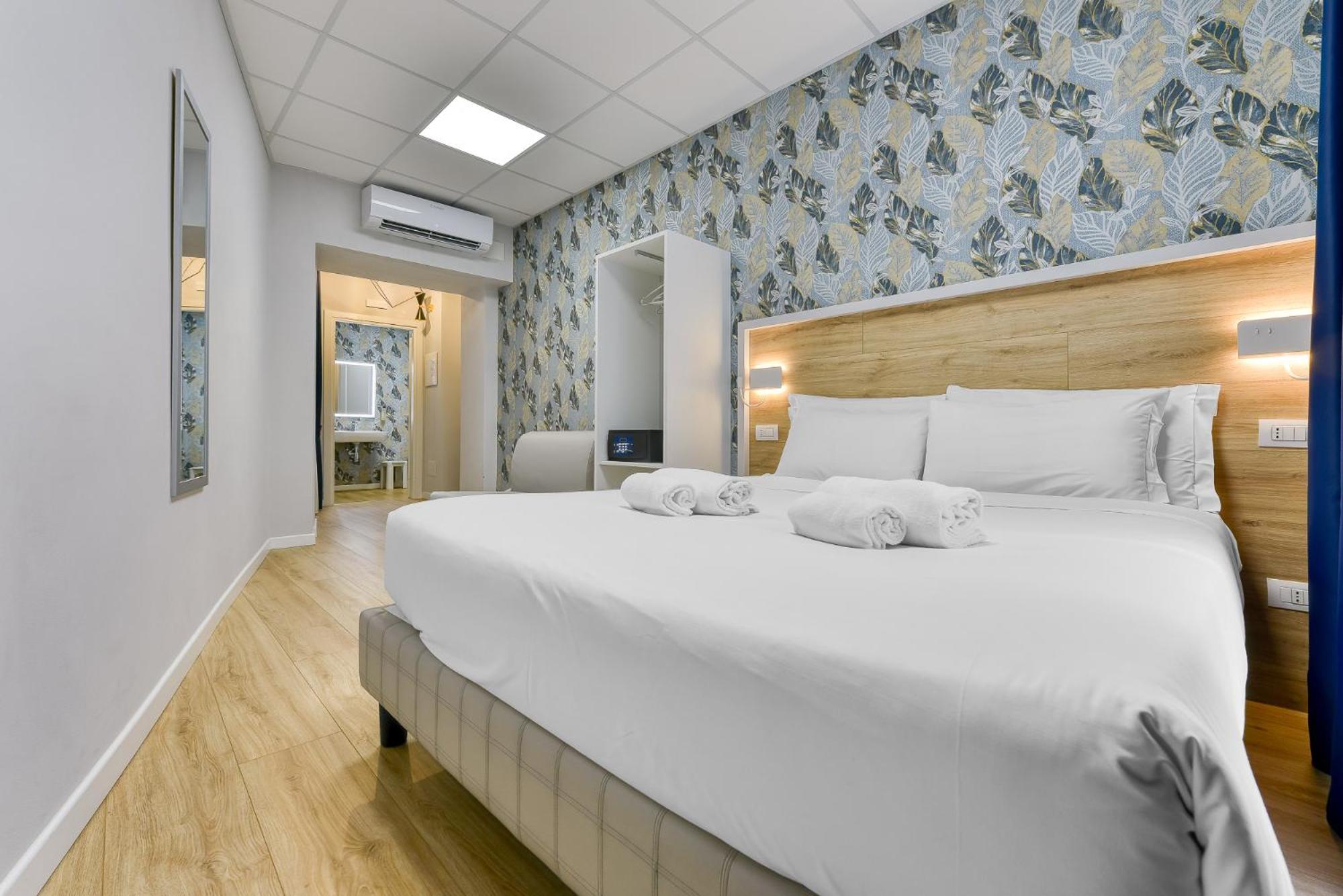 Large Double Room