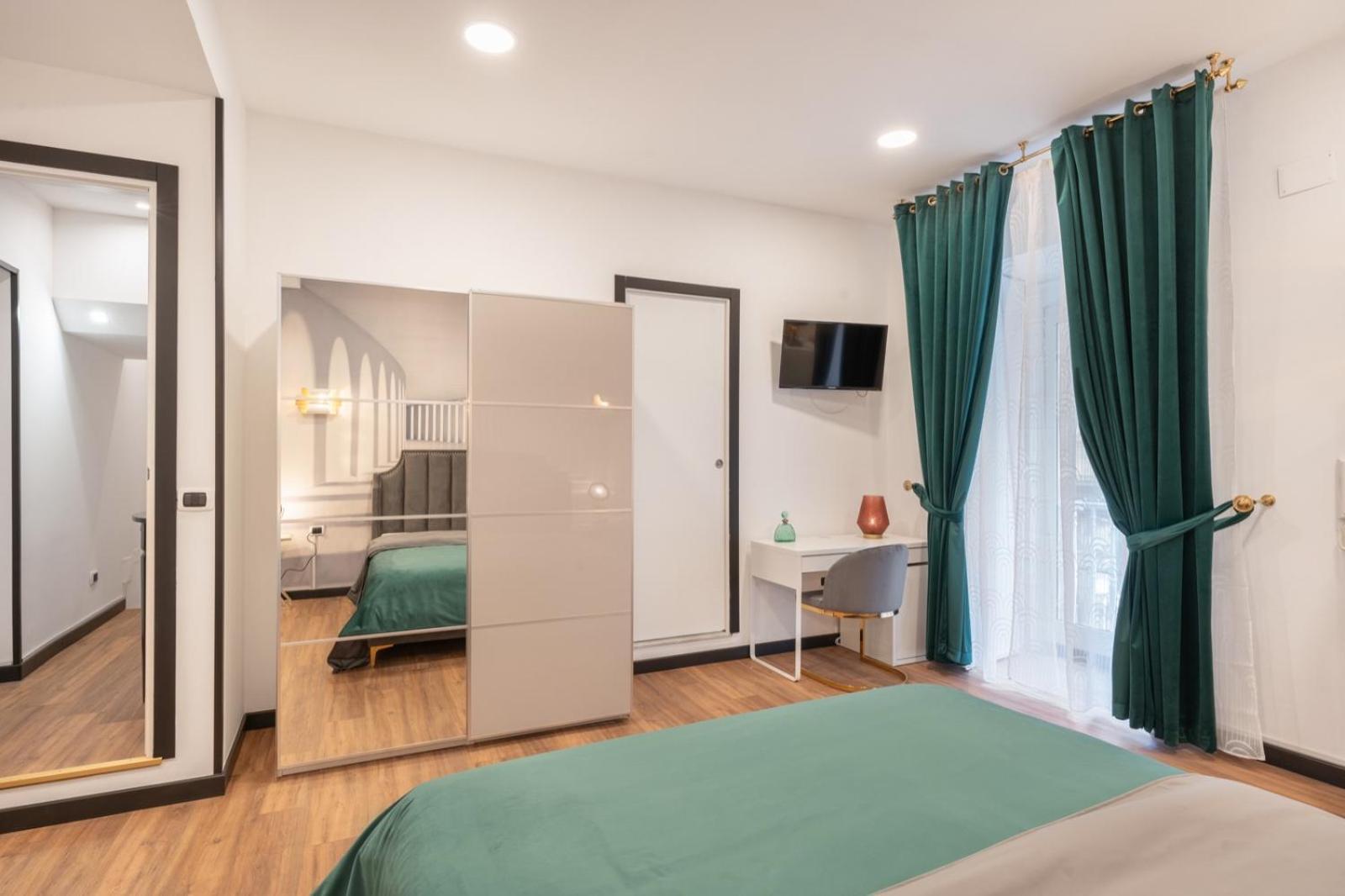 Two-Bedroom Deluxe Apartment