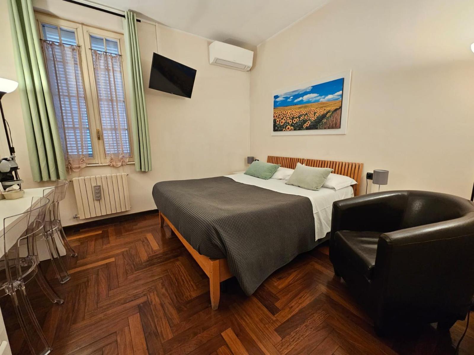 Double Room Private Bathroom