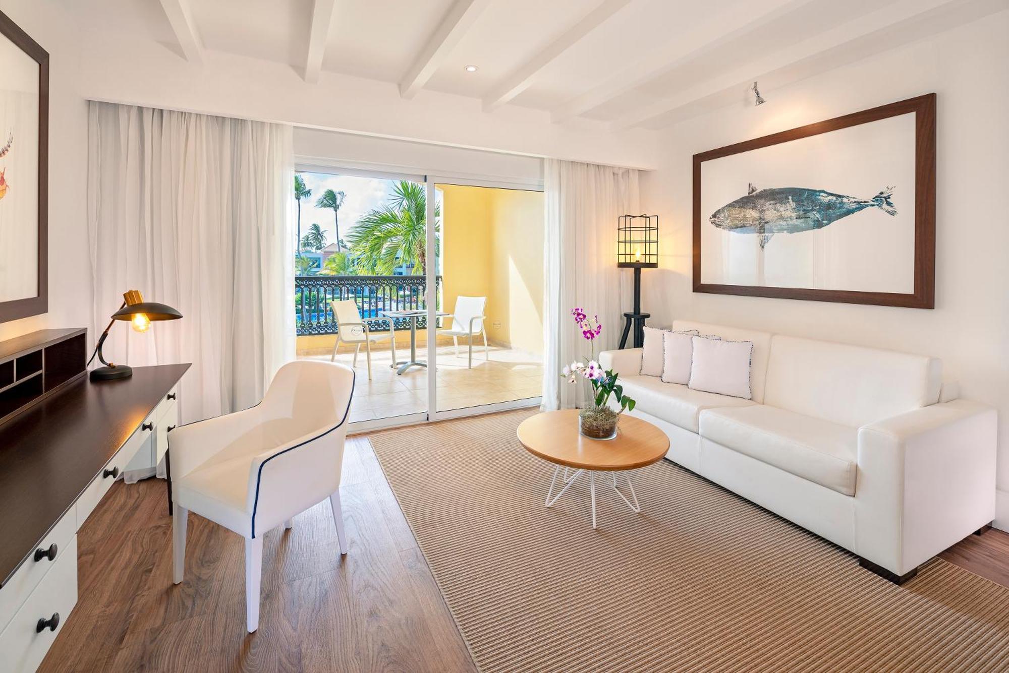 Junior Suite Elegance Pool View Single