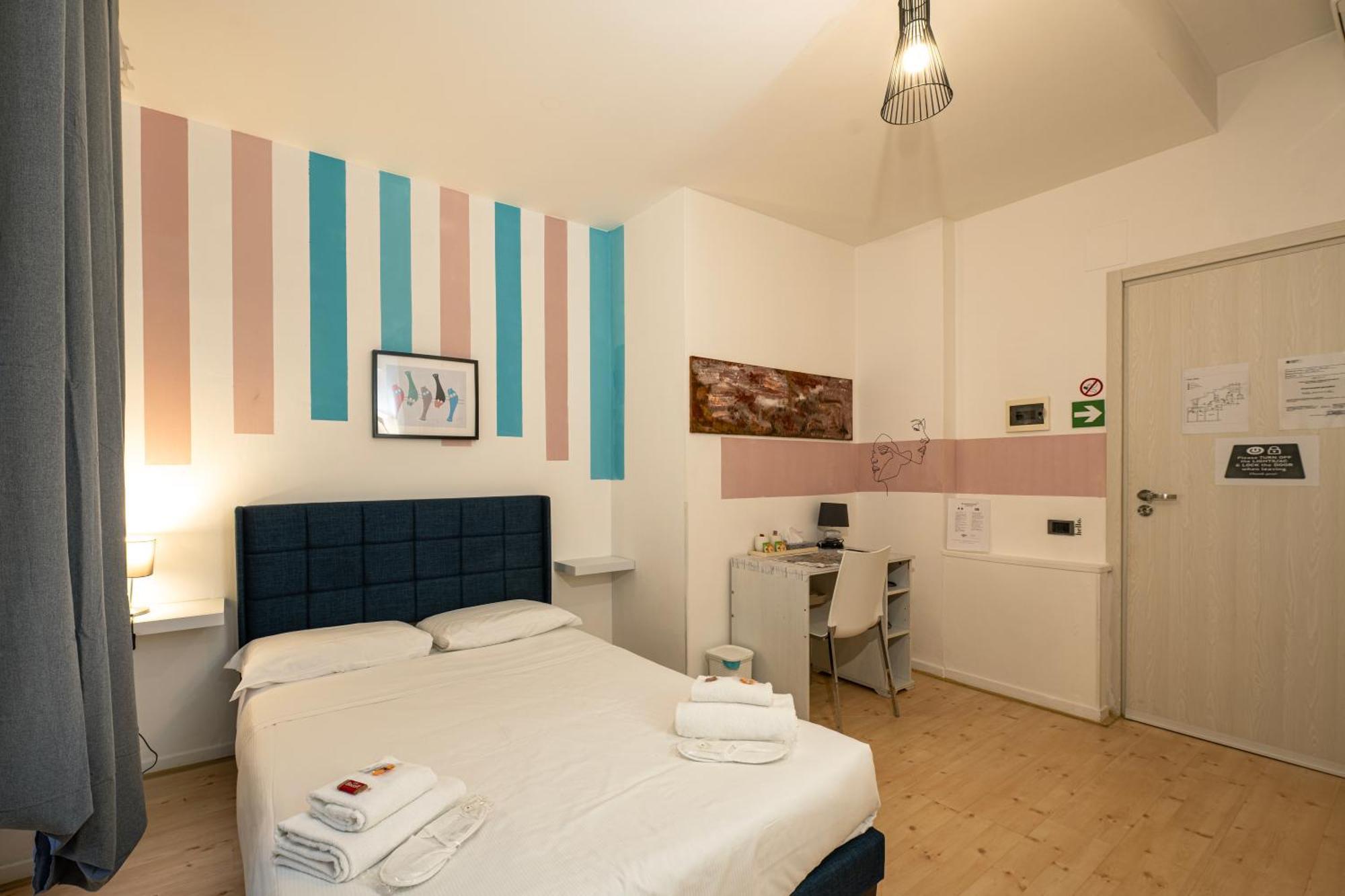 Double Room Private Bathroom
