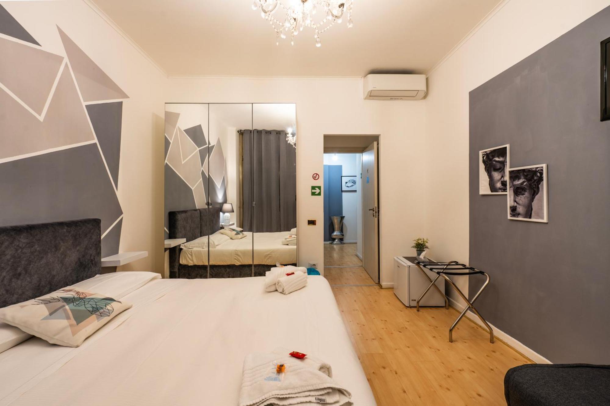 Double Room Private Bathroom