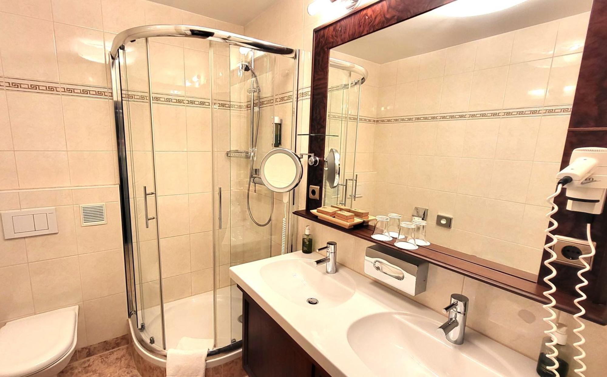 Habitación Doble con vistas al jardín