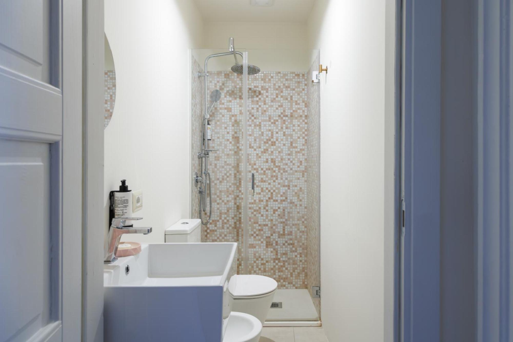 Family Room Private Bathroom