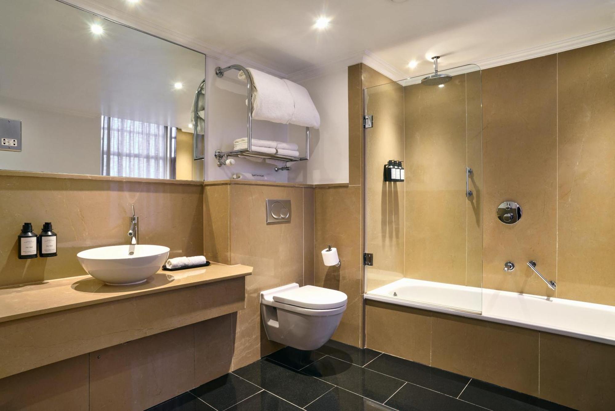 Premium King Room