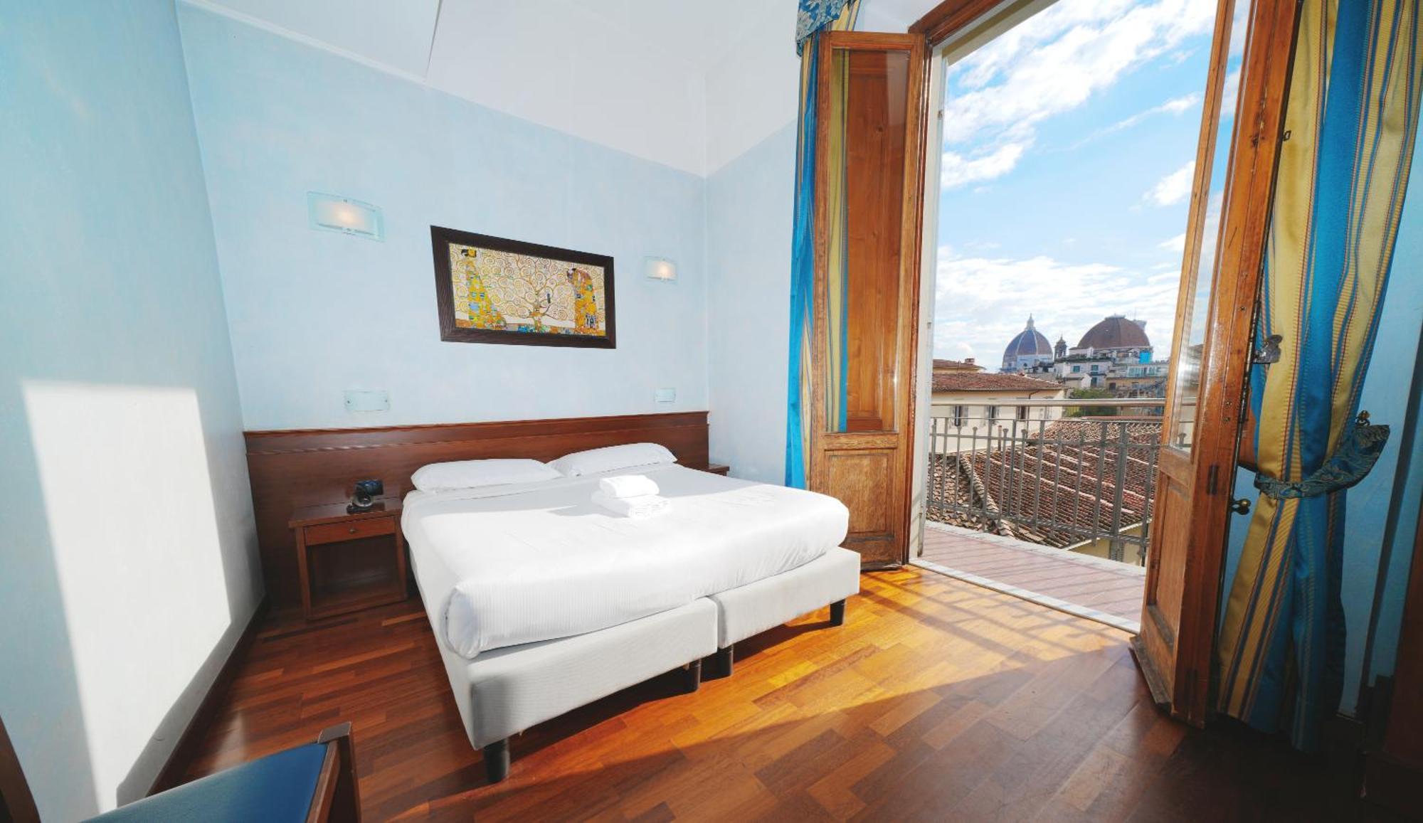 Double or Twin Room Cathedral view