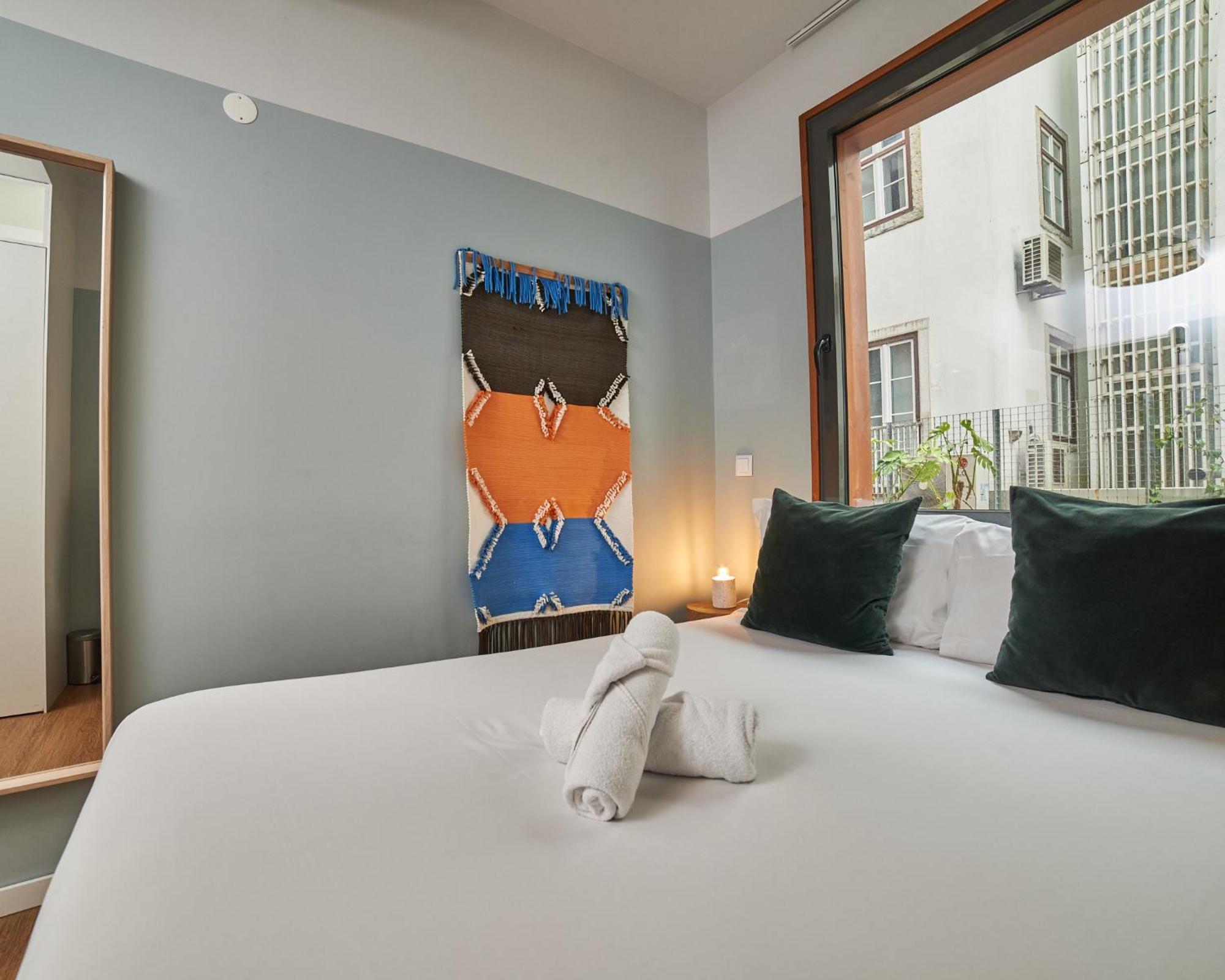 Compact Room Double Bed