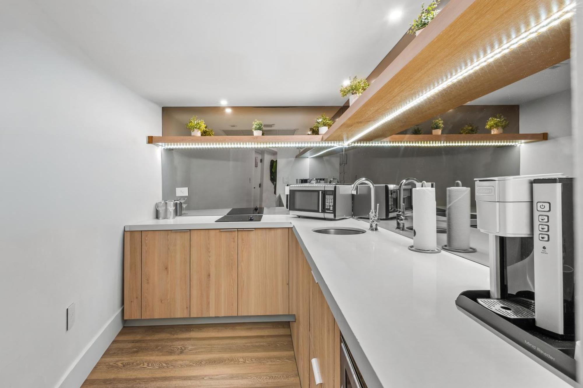 TWO BEDROOM BALCONY