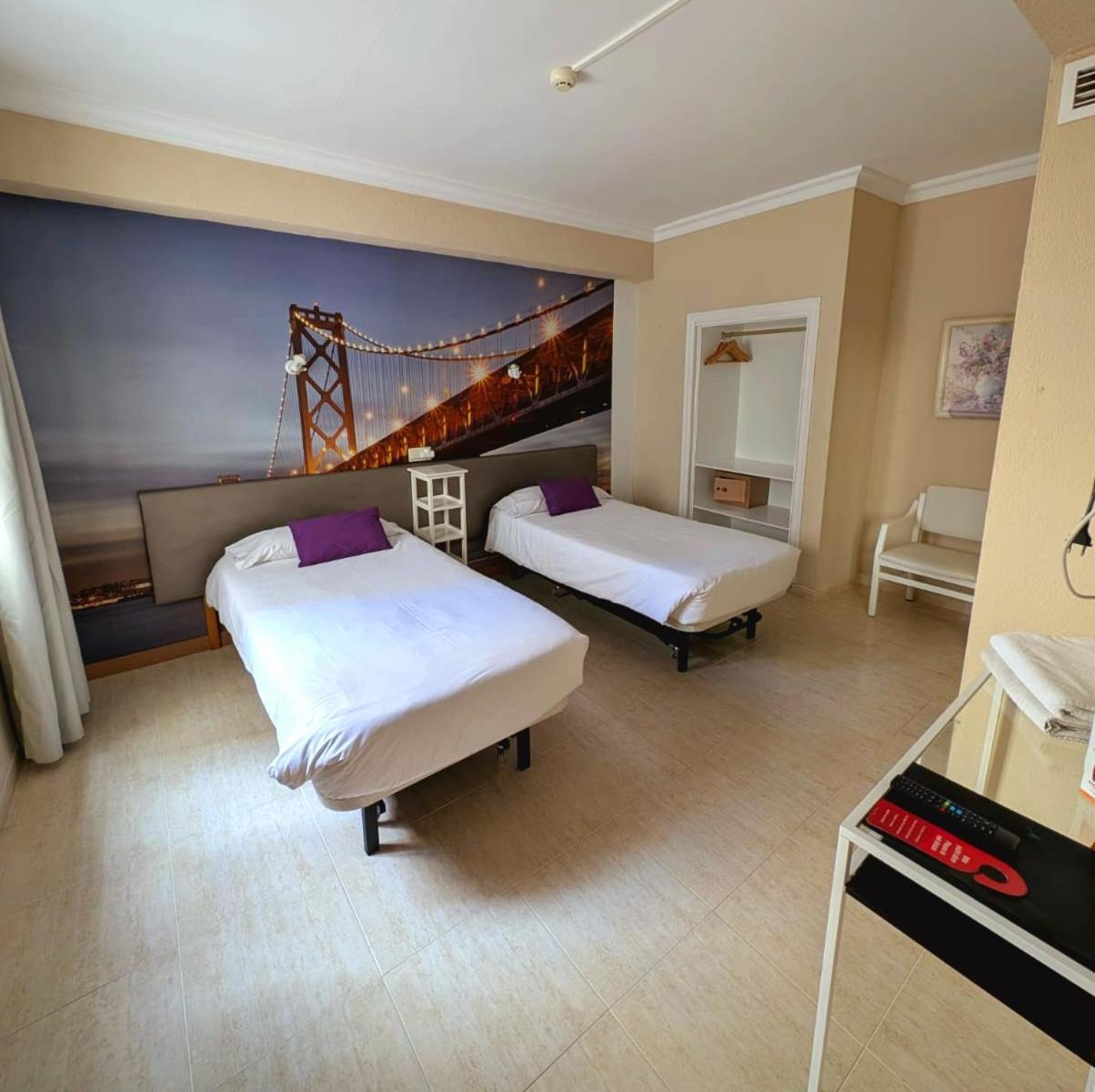 Deluxe Twin Room