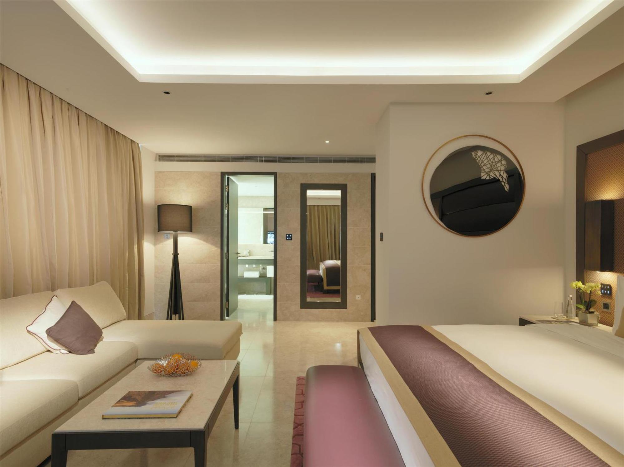 Grand Deluxe Kamer met Kingsize Bed en Uitzicht op het Resort