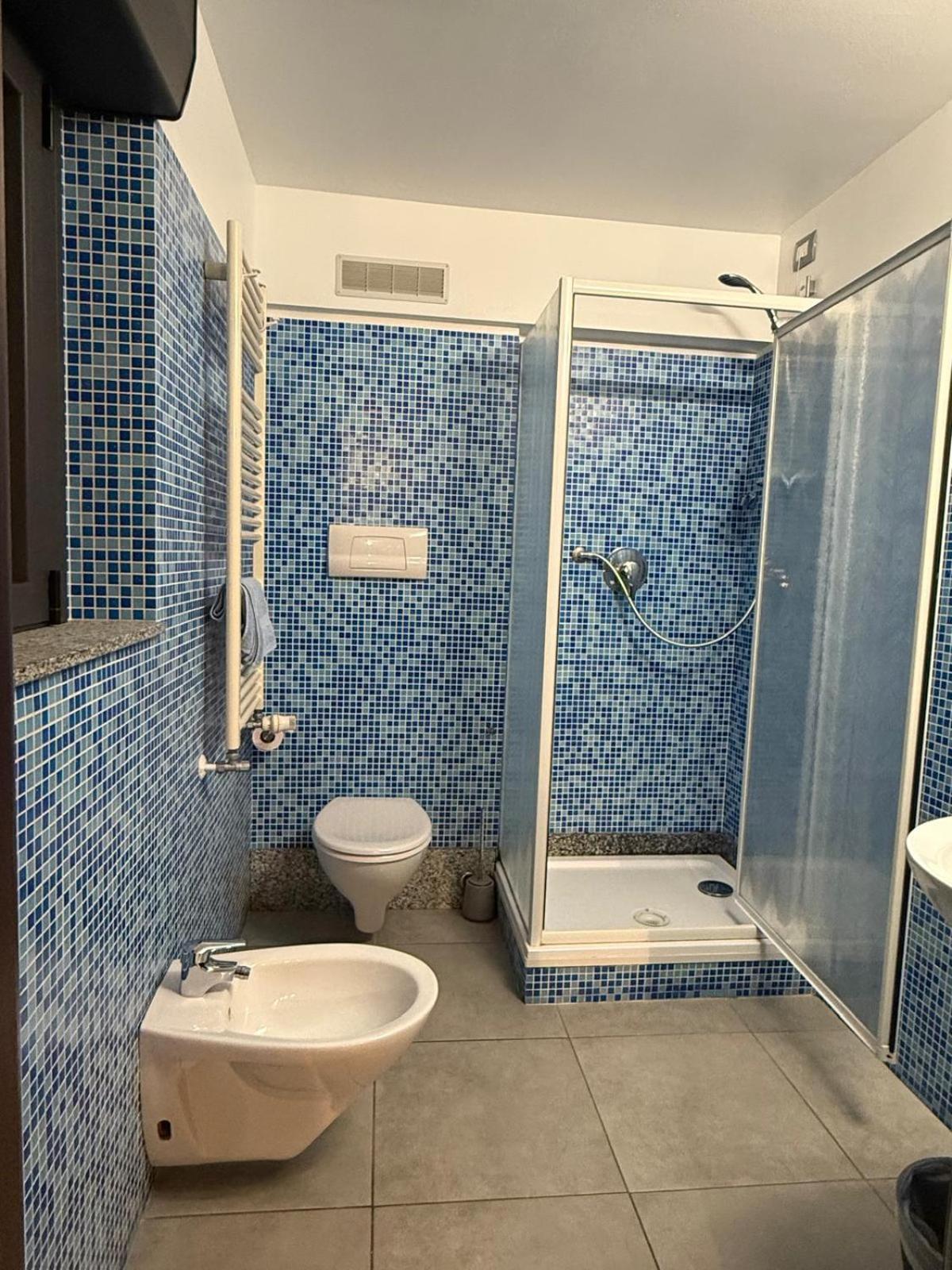 Double Room Private Bathroom