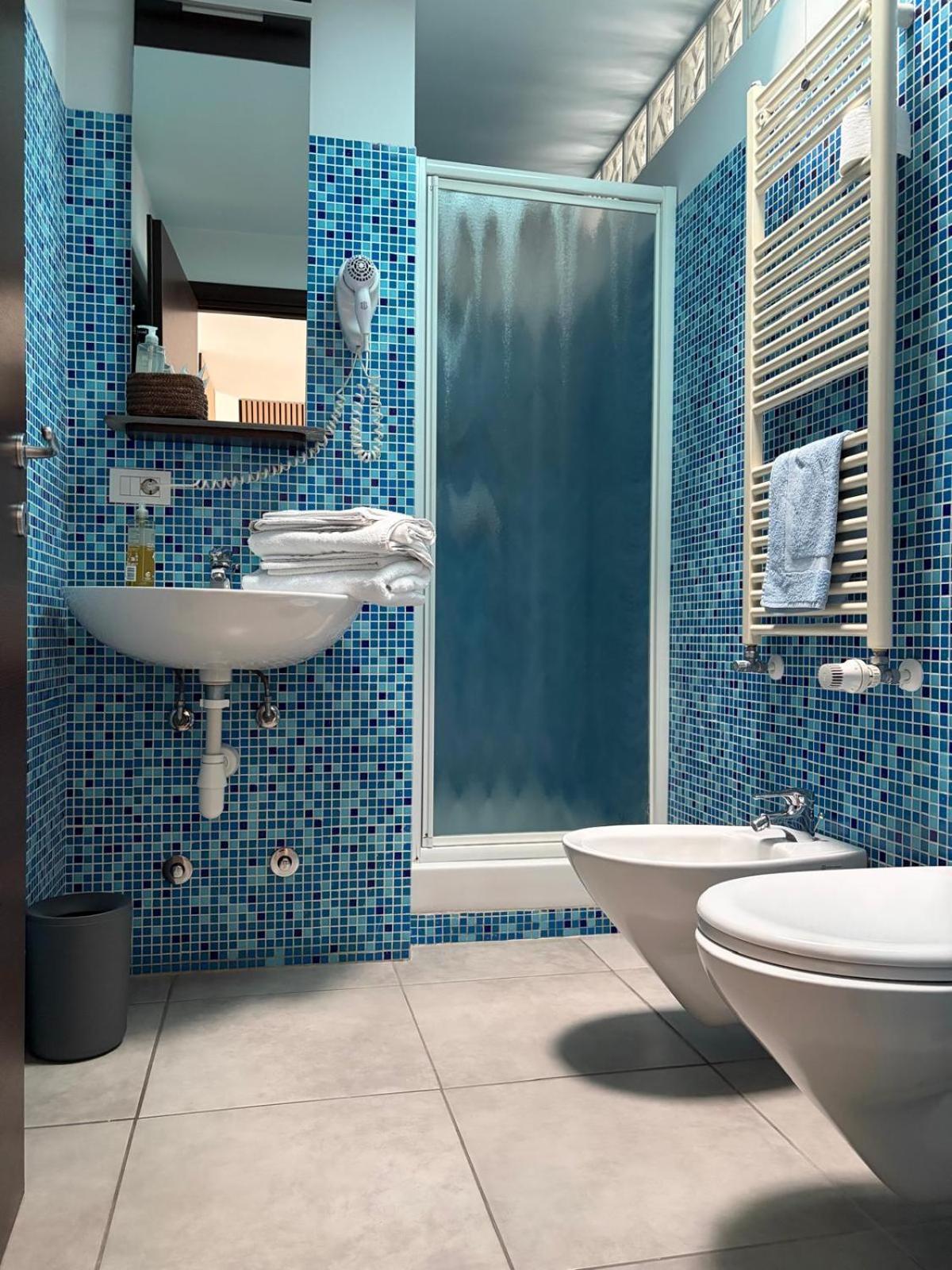 Double Room Private Bathroom