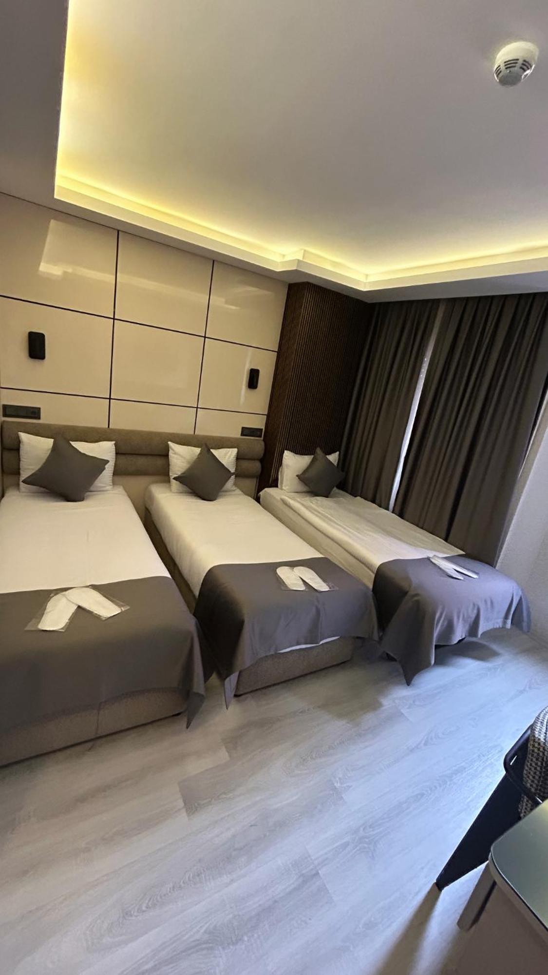 Triple Room Balcony
