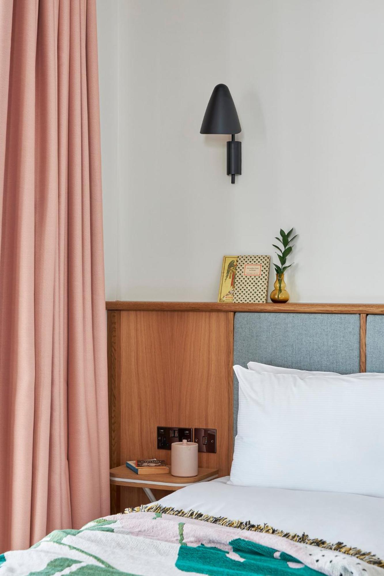 Two-Bedroom Suite,1758875995:JPEG