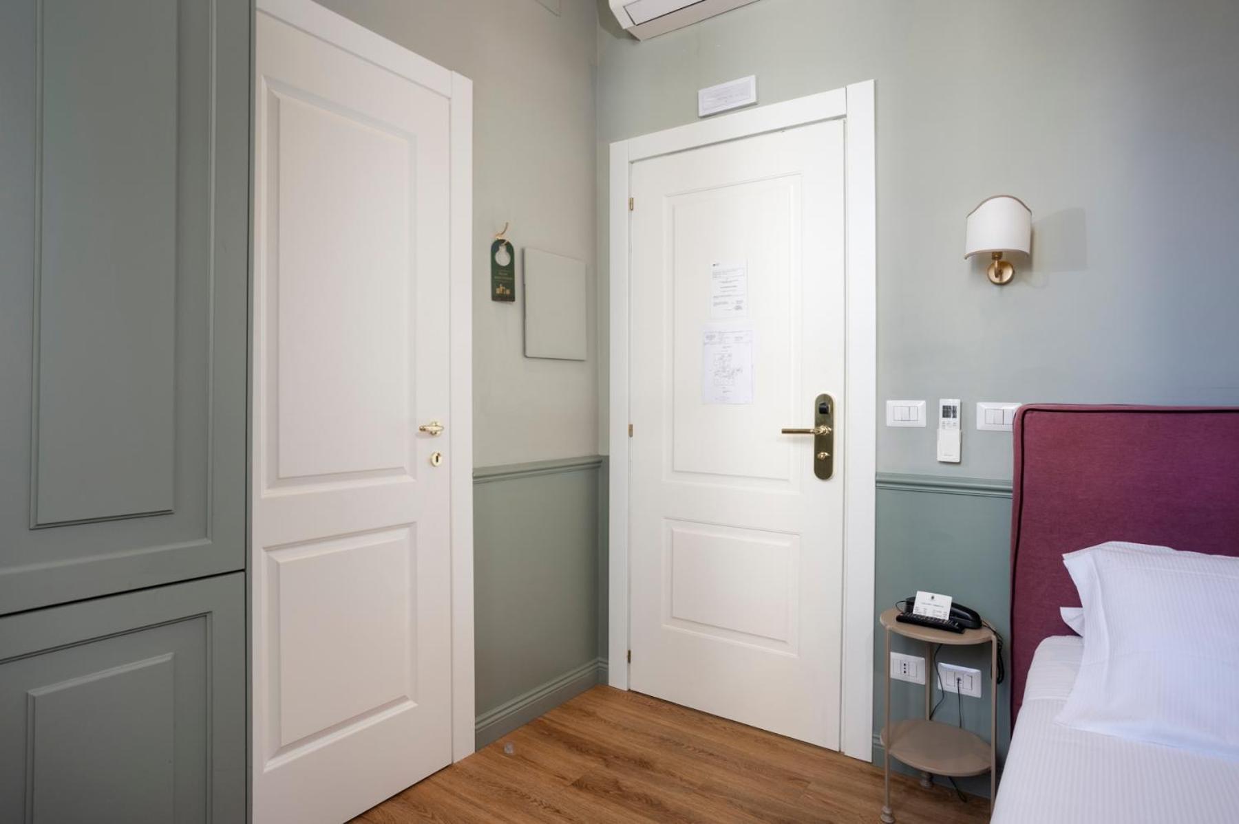 Single Room