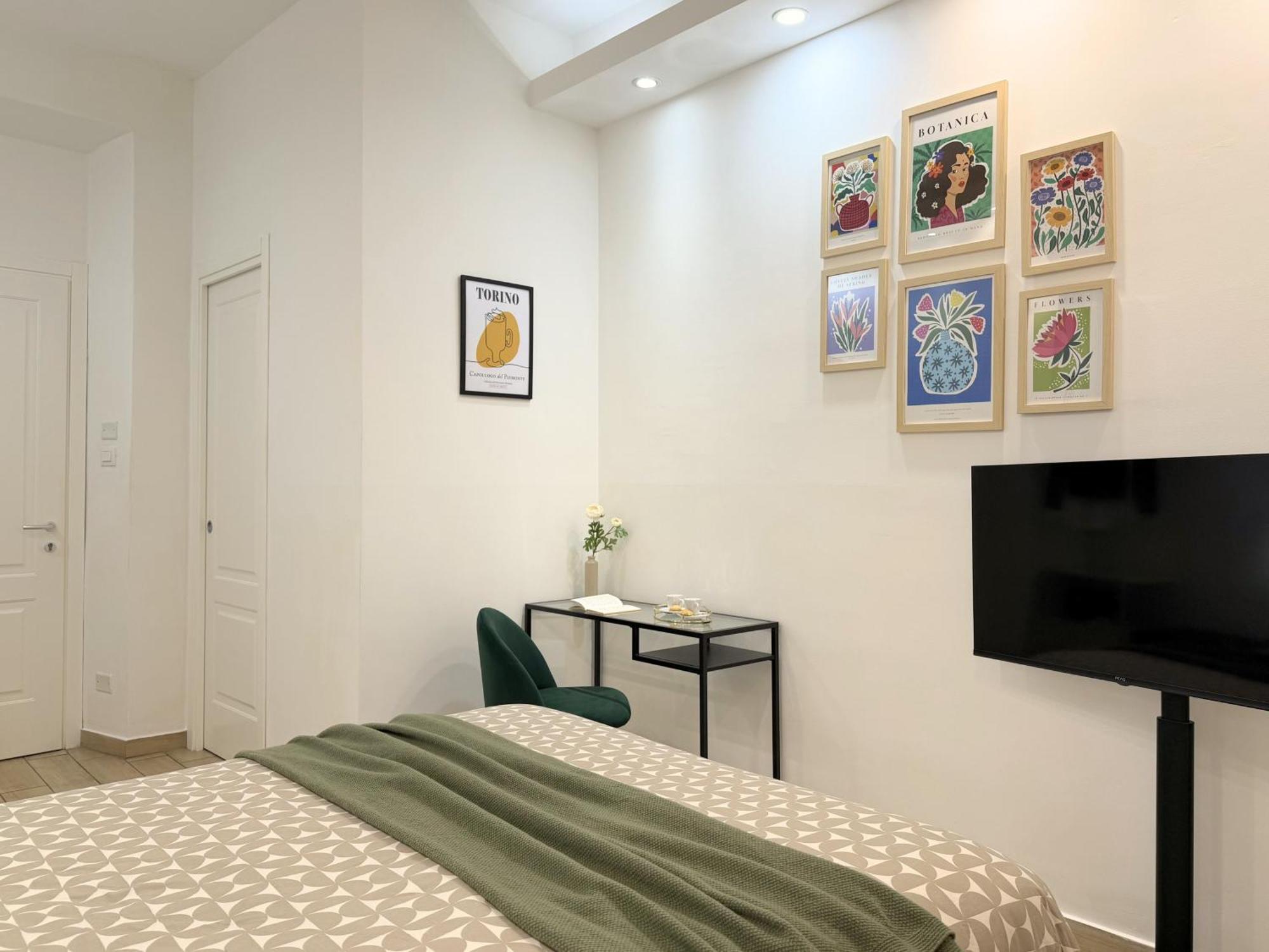 Double Room Private Bathroom