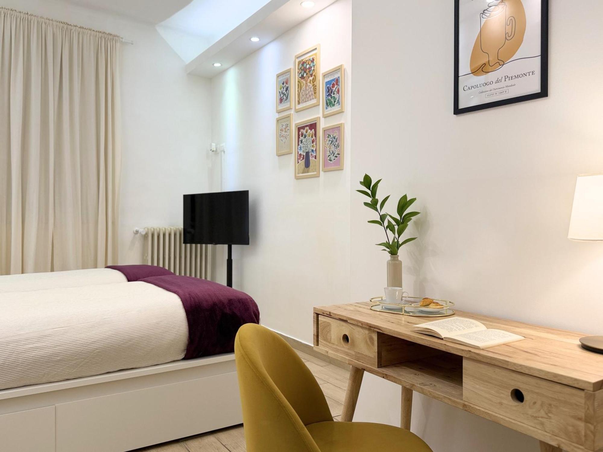 Large Twin Room