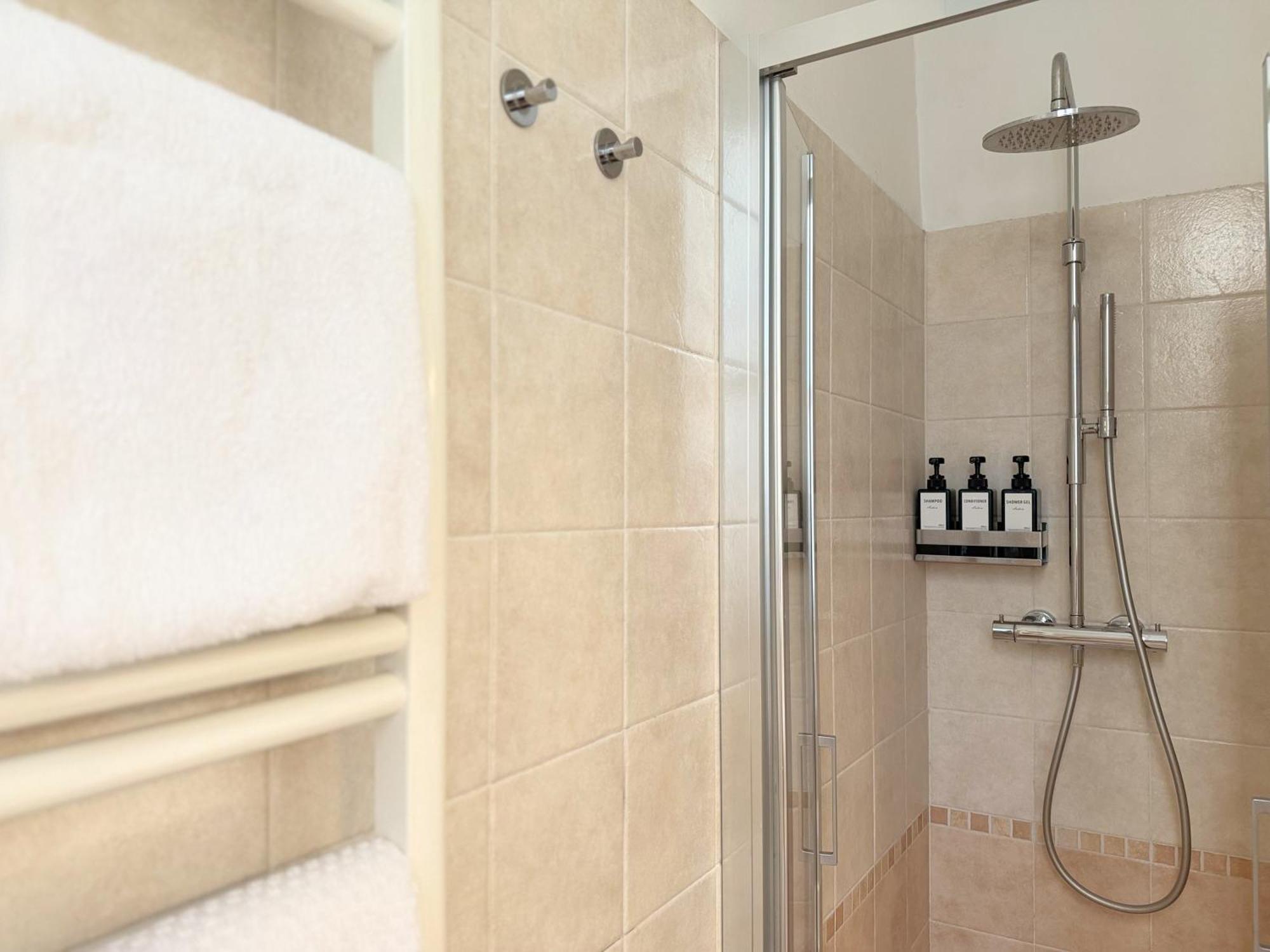 Large Twin Room