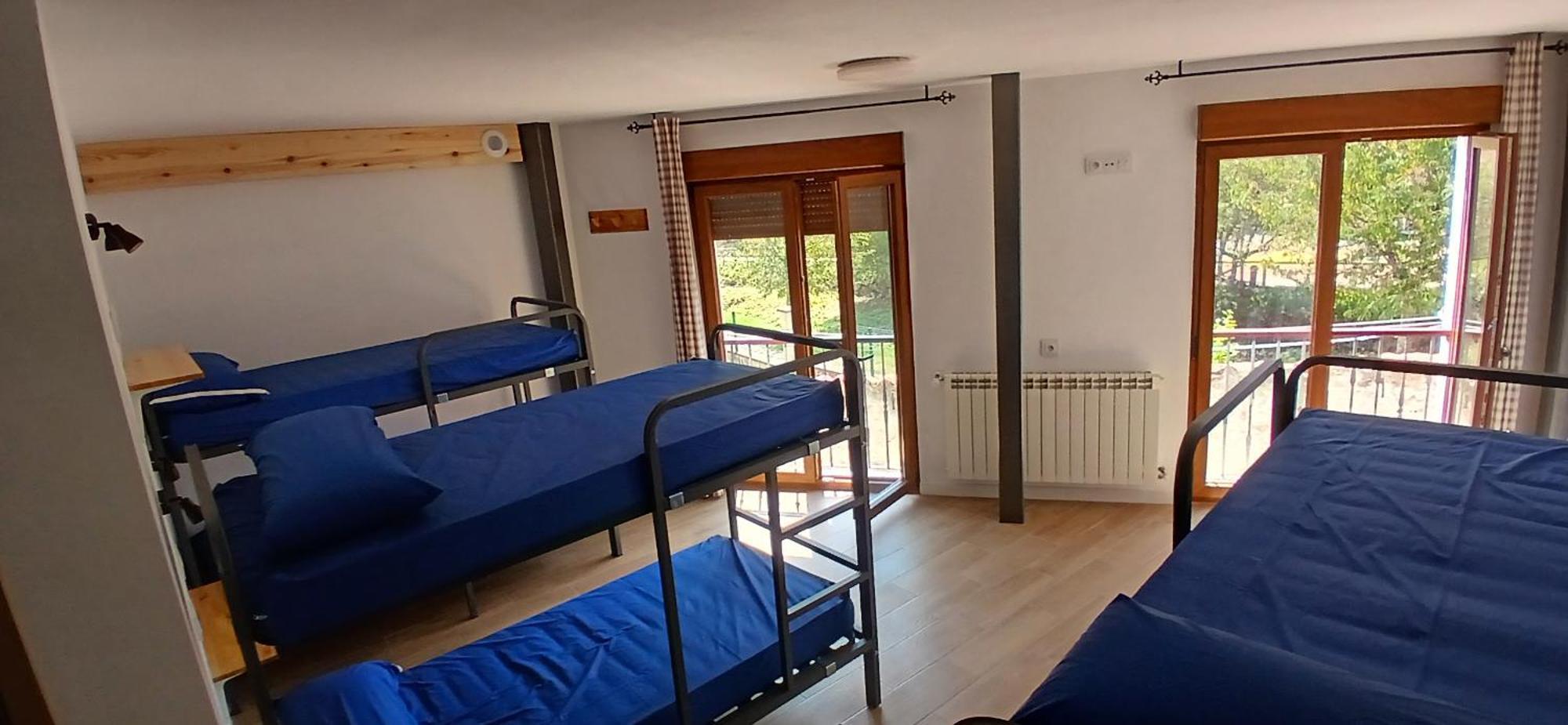 Habitación Familiar con baño privado