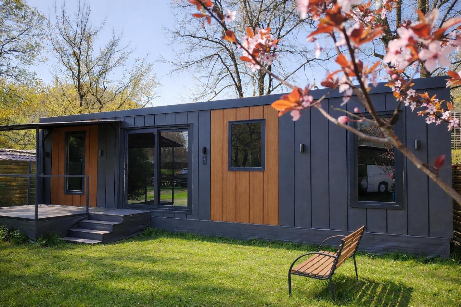 New Modern Eco Two-Bedroom Mobile House