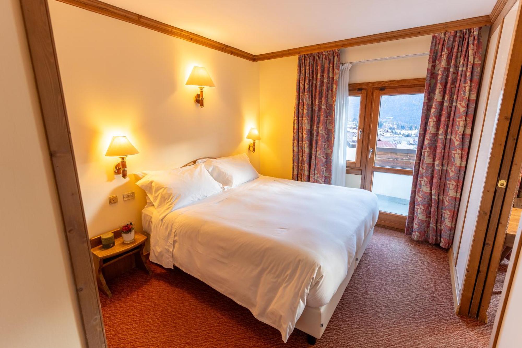 Superior Triple Room Mountain view