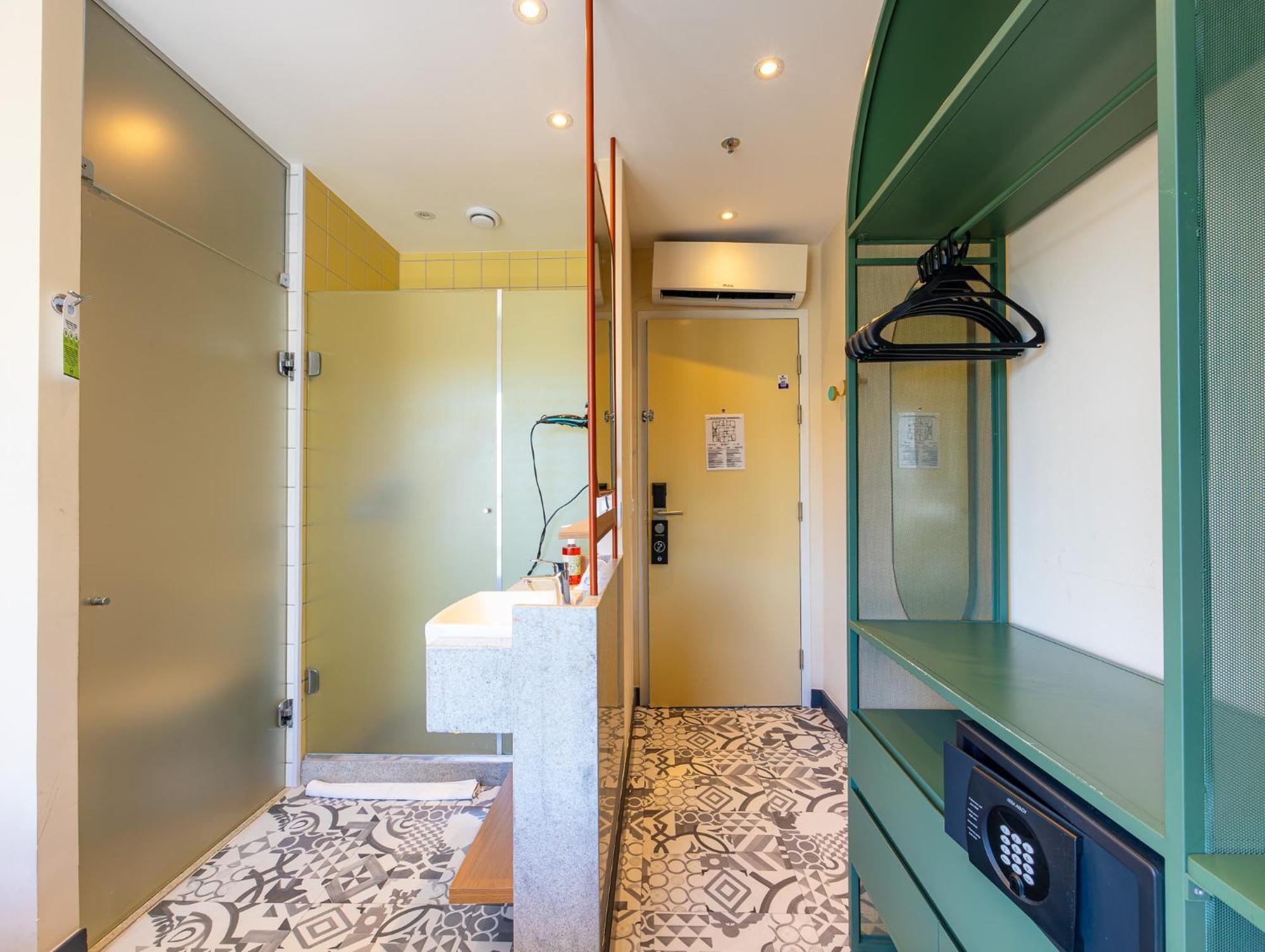 Single Room