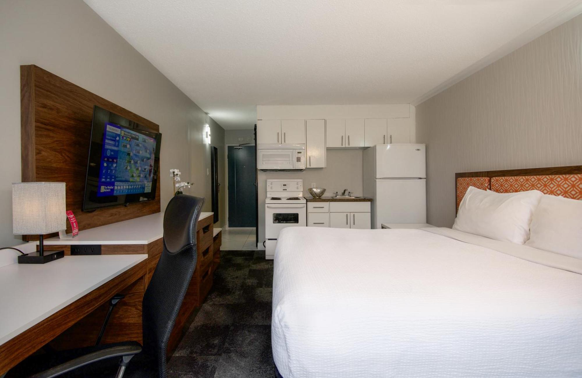 Efficiency King Room Non Smoking or Pet Friendly