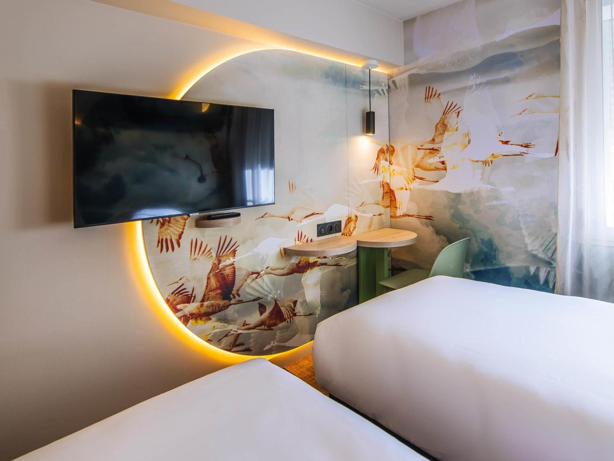Standard Two Single Bed