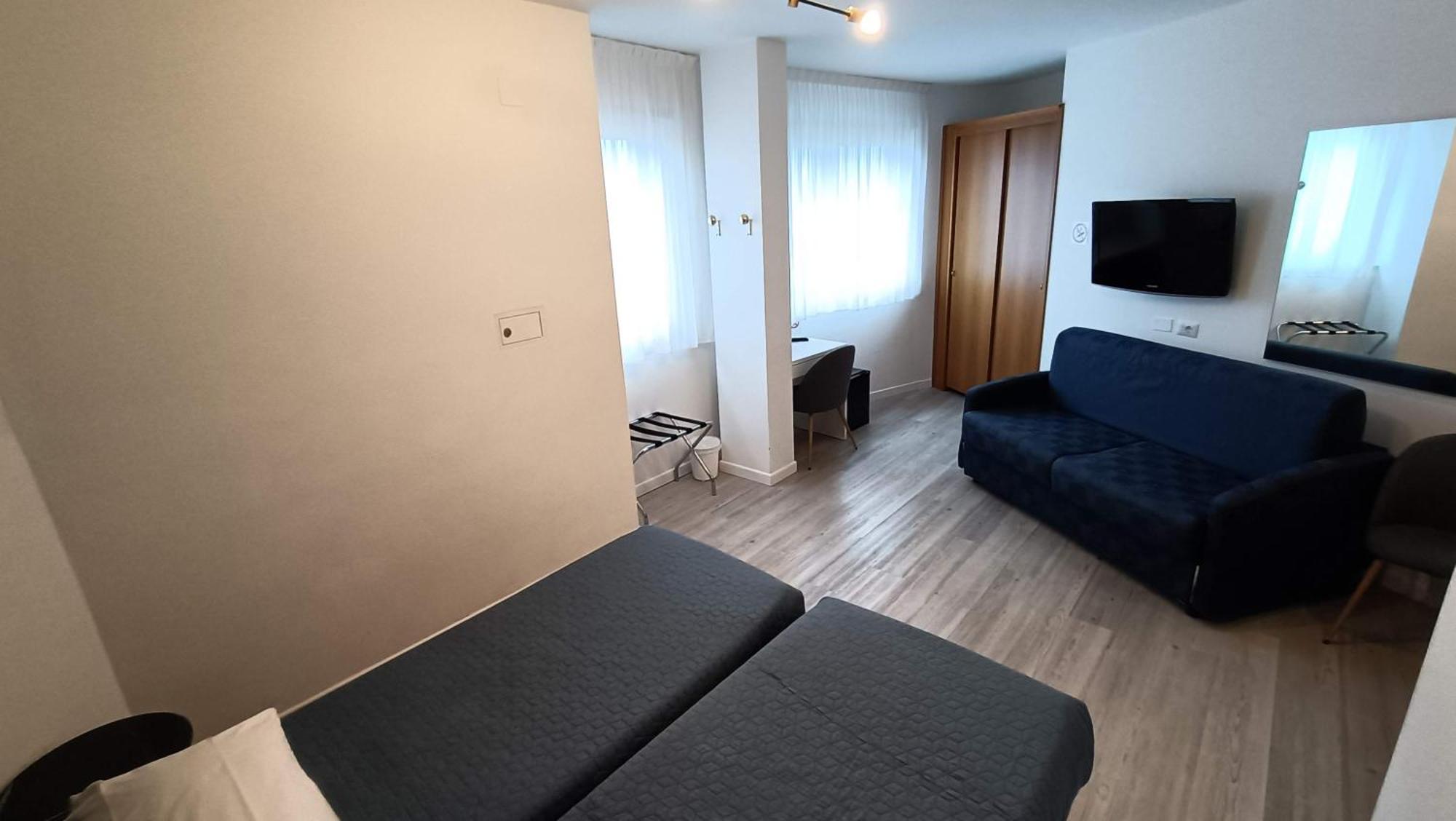 Economy Quadruple Room