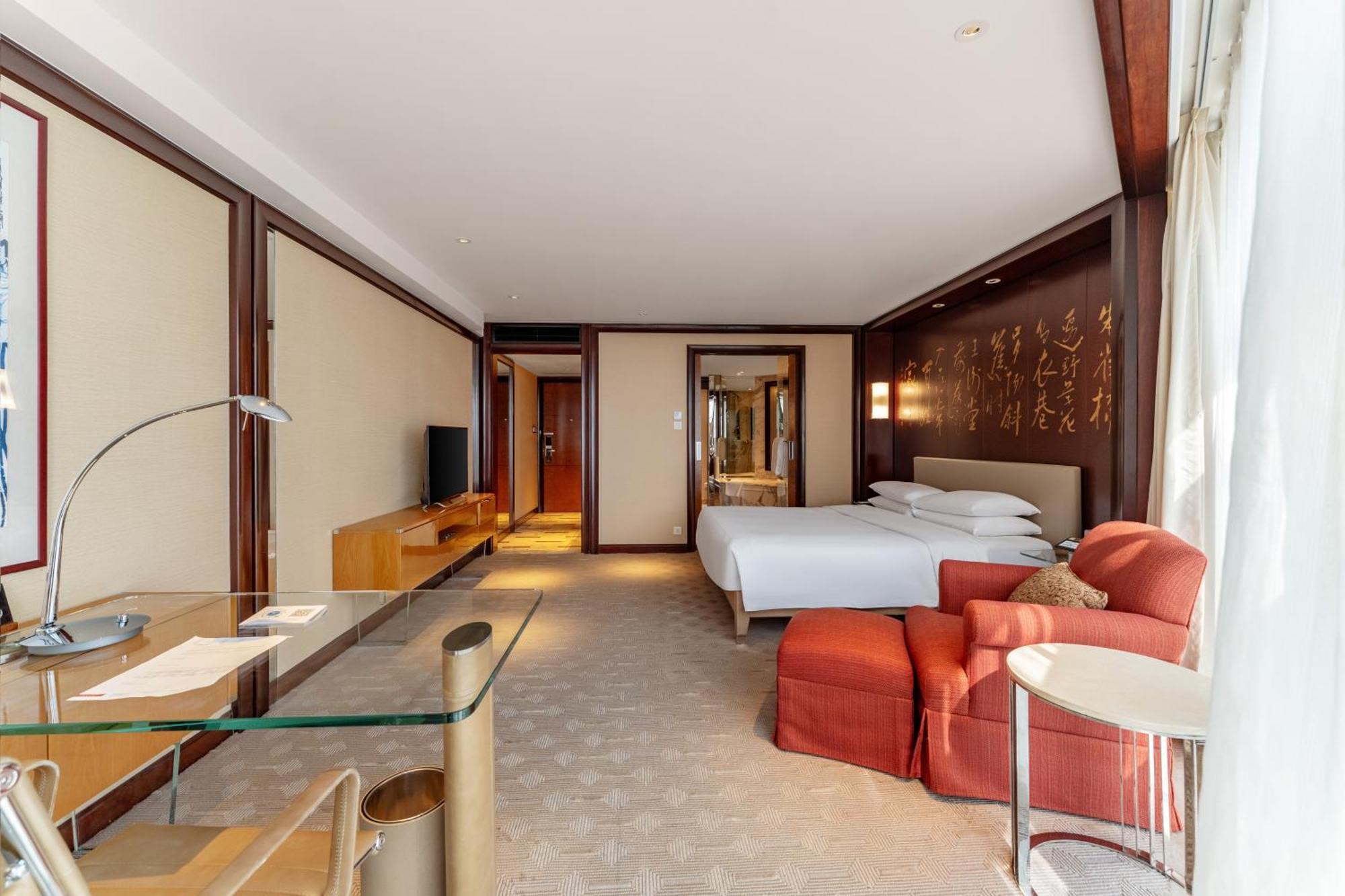 King Room Club Access