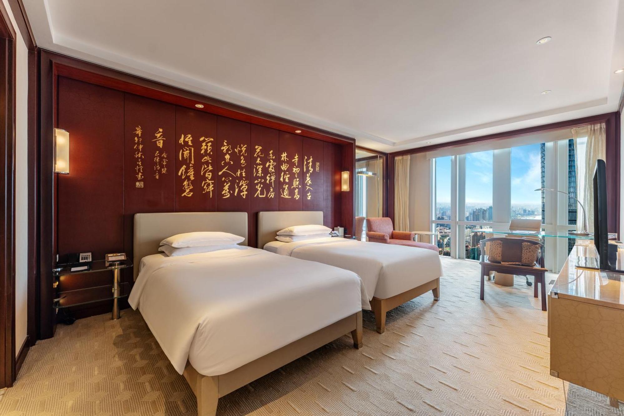 Queen Room Two Queen Beds
