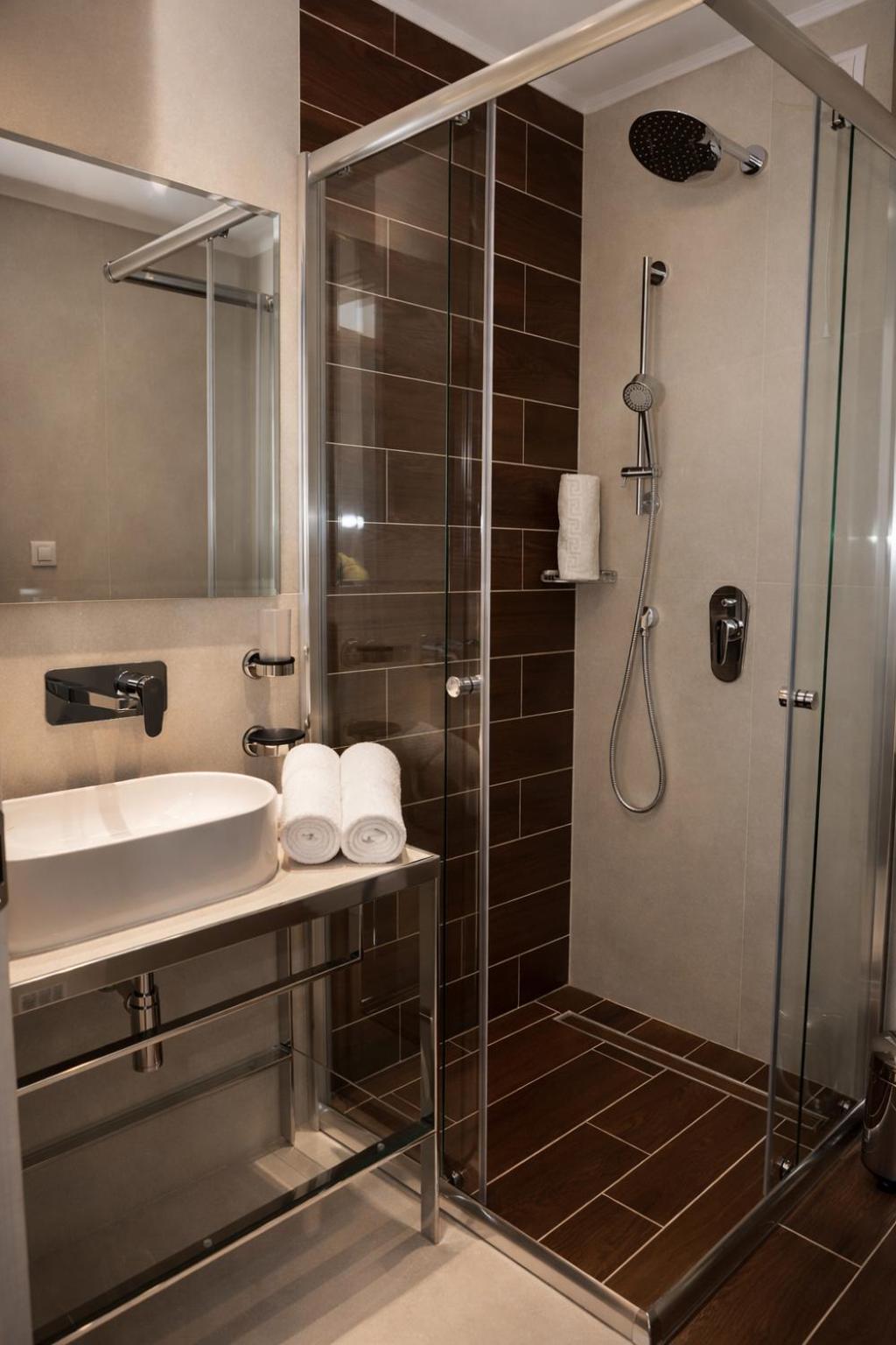 Double or Twin Room French Balcony