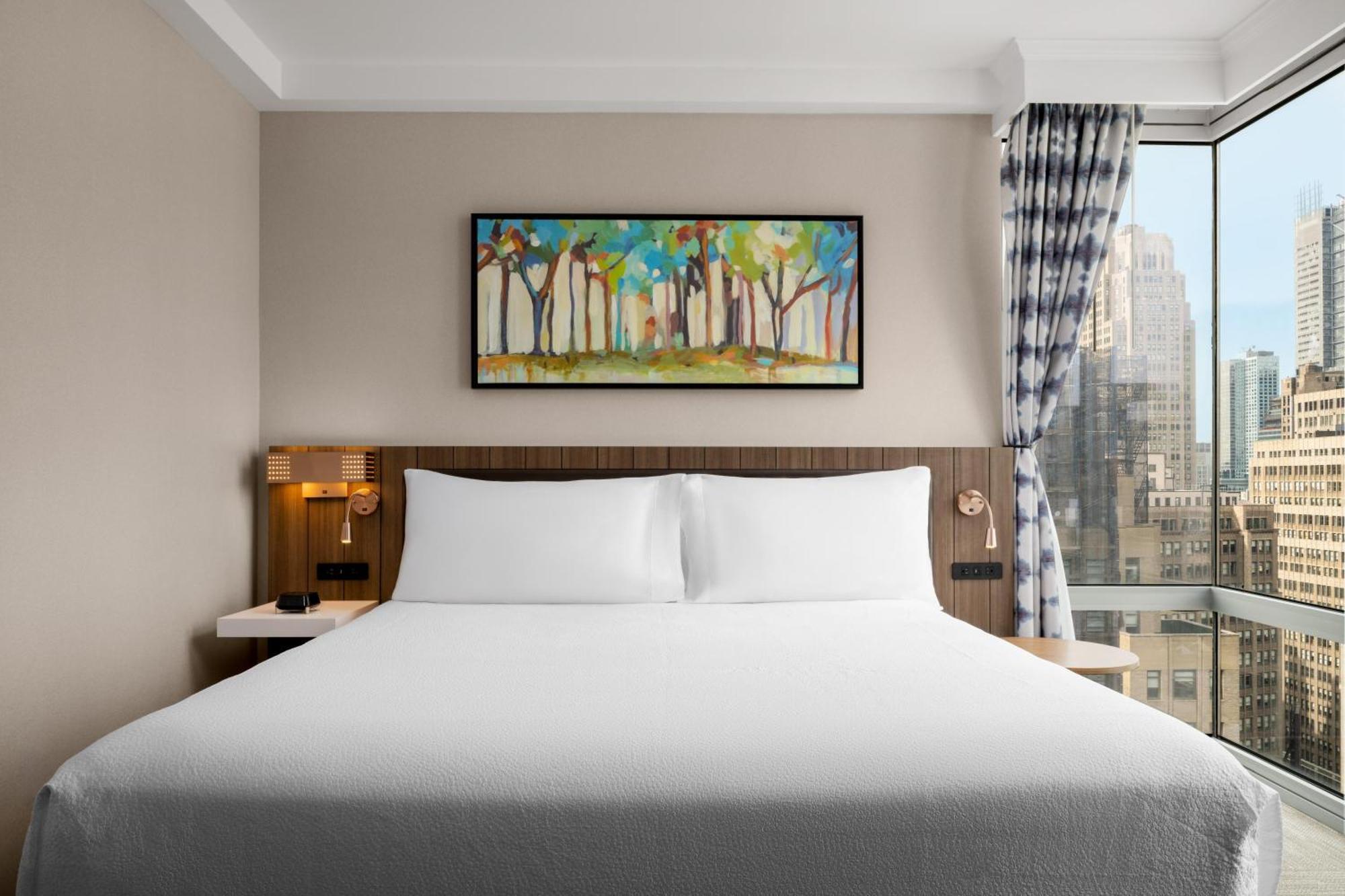 Double Room Parade View