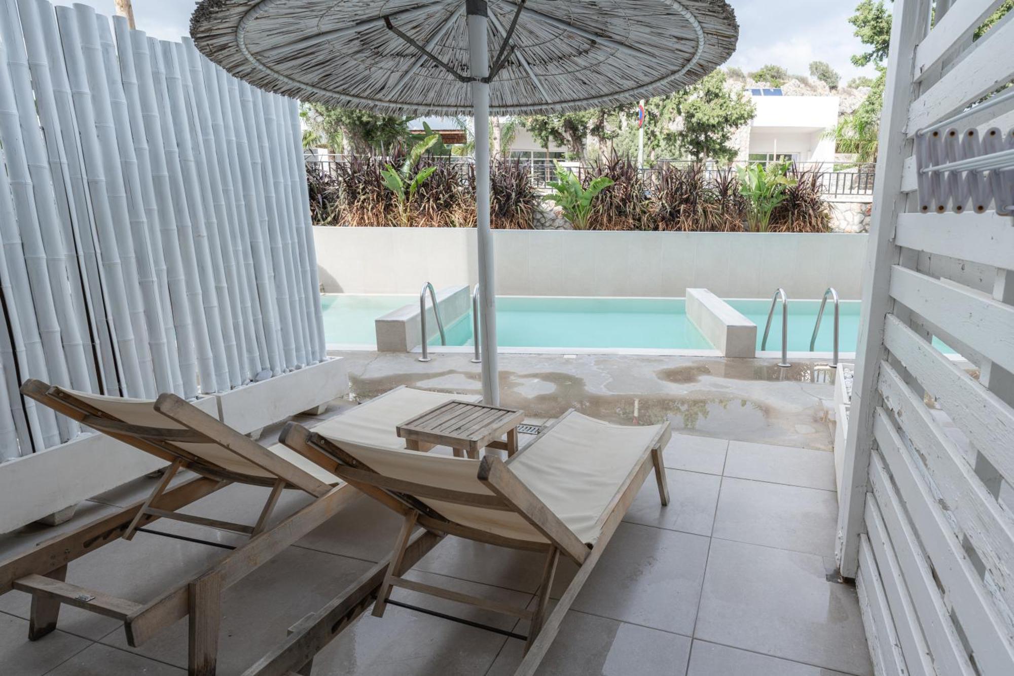 Junior Suite Sharing Pool